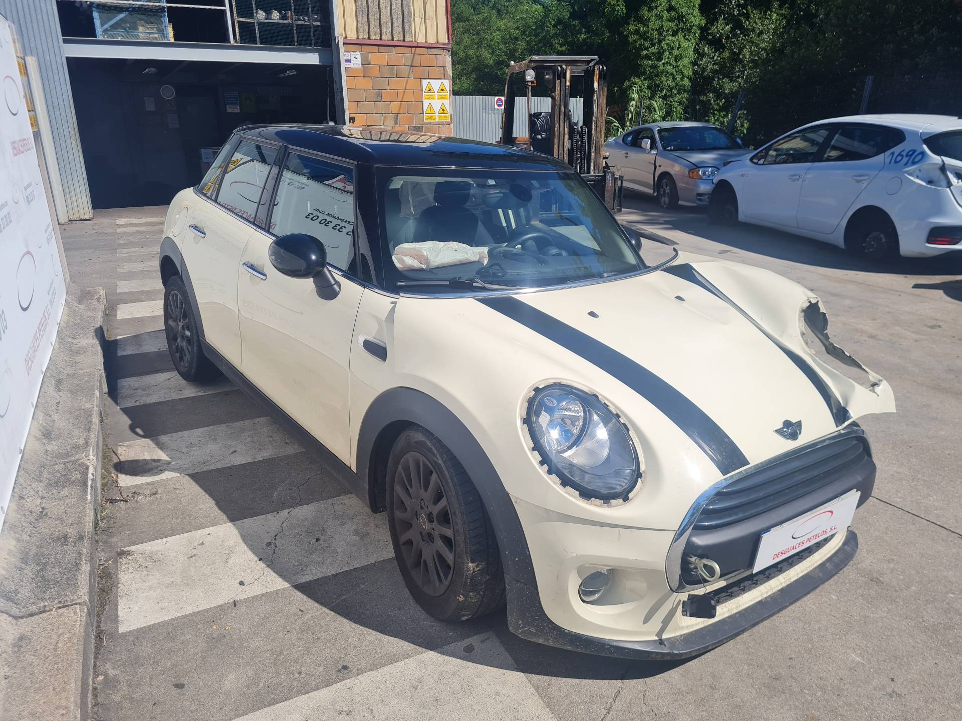 MINI Cooper F56 (2013-2020) Предна дясна врата 26418802