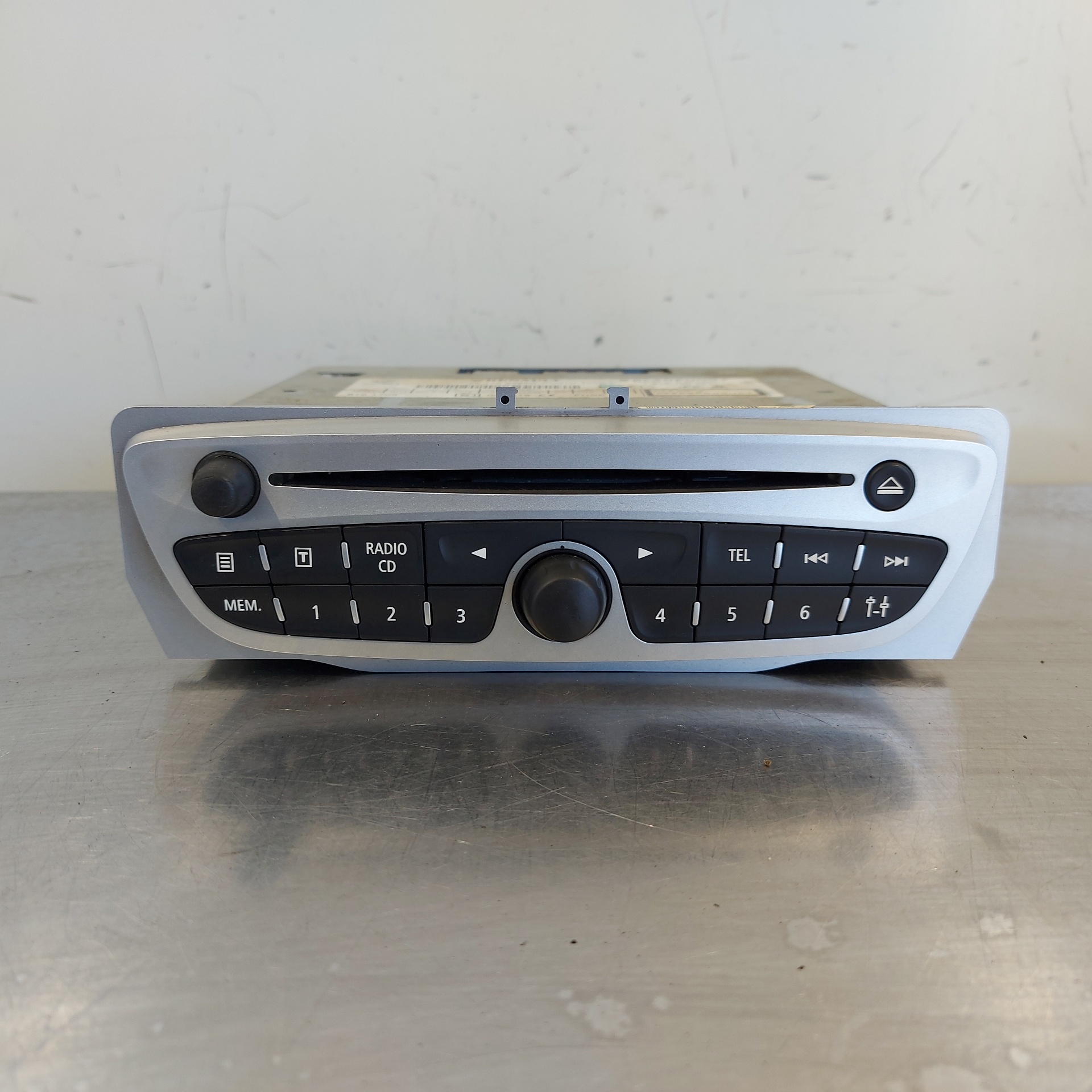 RENAULT Scenic 3 generation (2009-2015) Music Player Without GPS 281159389R 24891715