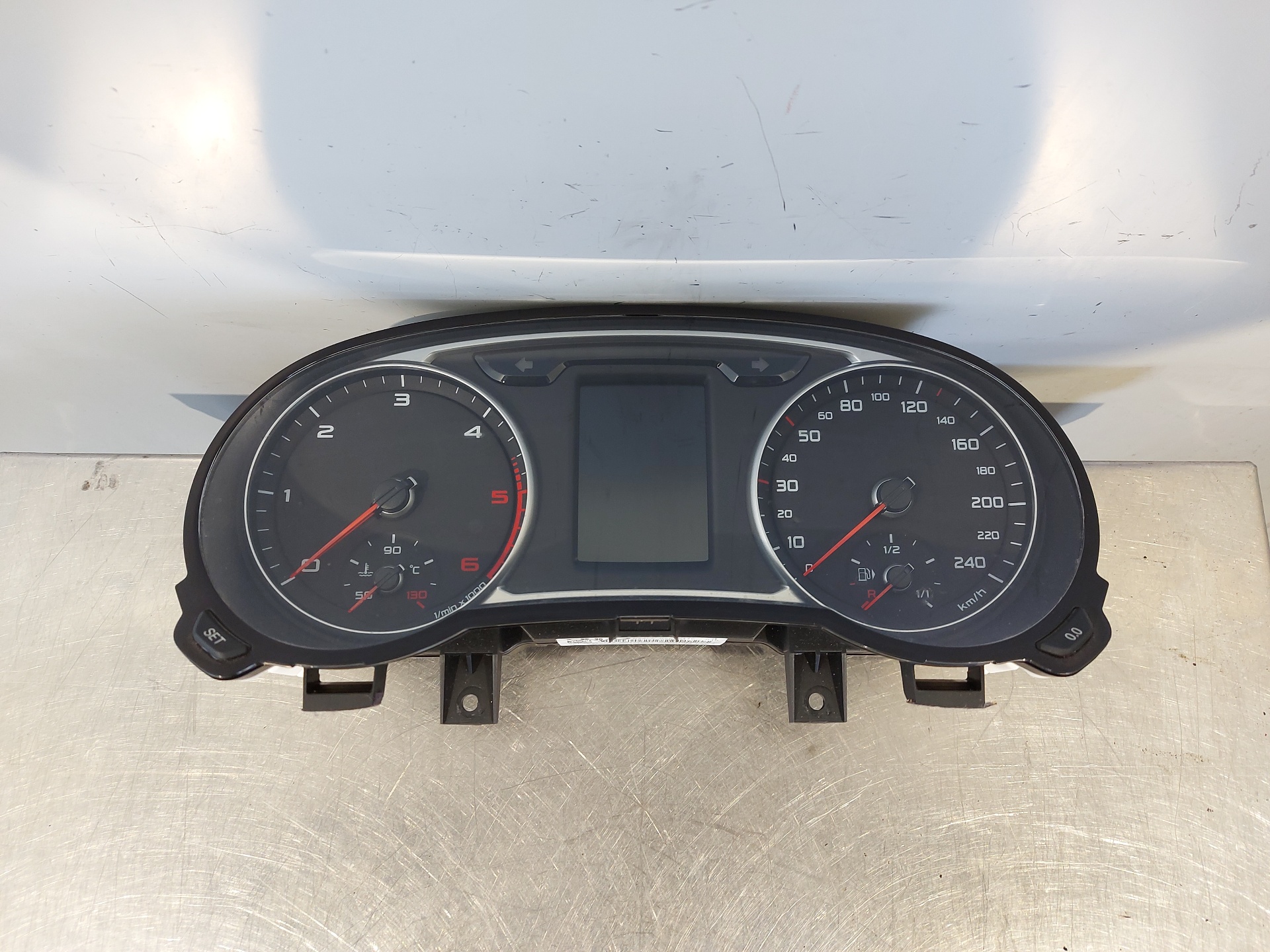 AUDI A1 8X (2010-2020) Speedometer 8X0920930P 24890068