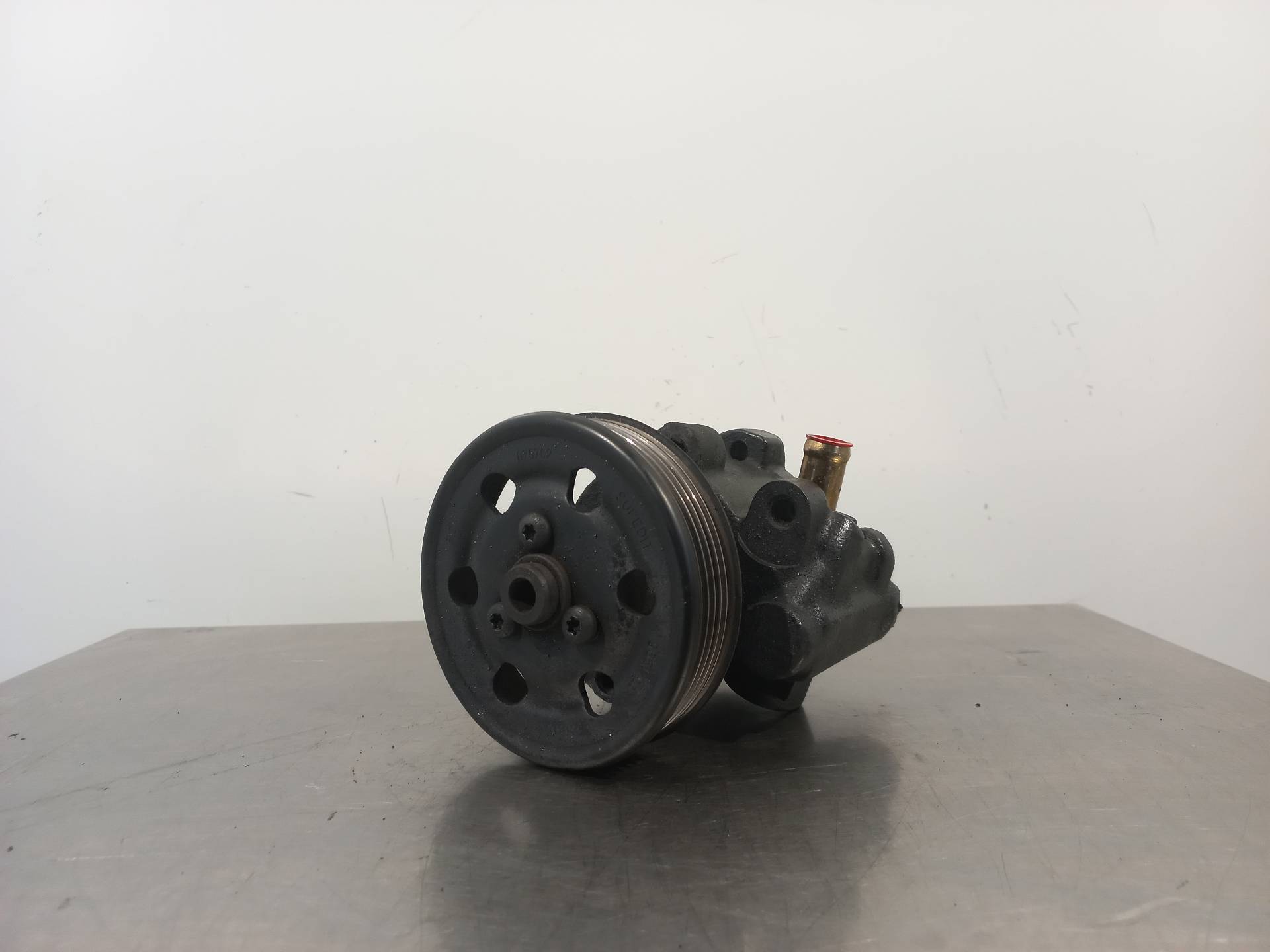 KIA Megane 1 generation (1995-2003) Power Steering Pump 7700840106 24887253