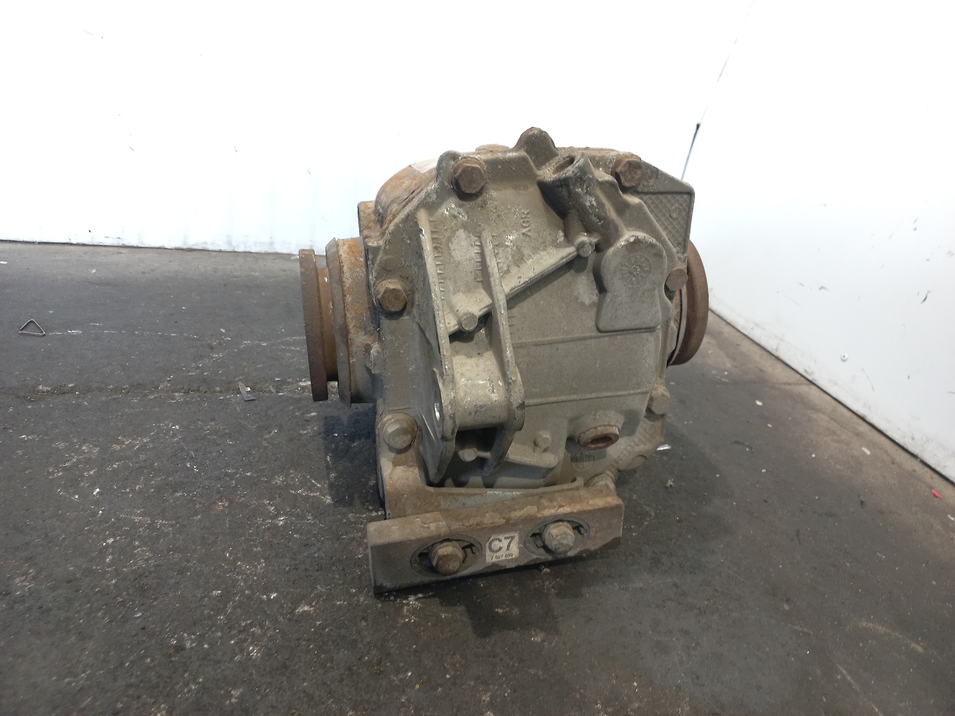 BMW 3 Series E46 (1997-2006) Rear Differential 7526153 24892834