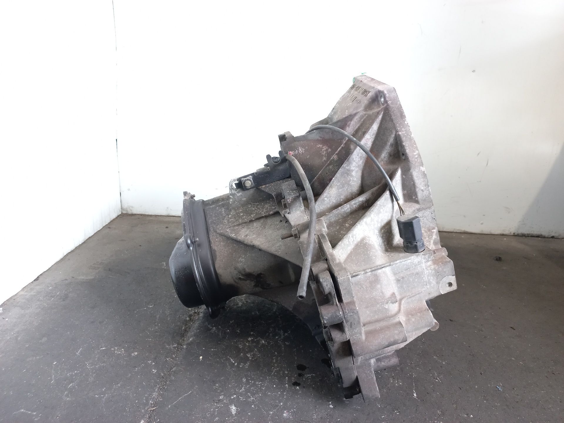 FORD Ka 1 generation (1996-2008) Gearbox 3S5R7002BA 24892997