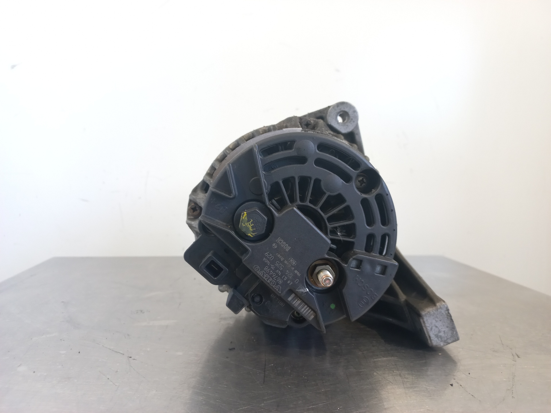 VOLVO S60 1 generation (2000-2009) Alternator 8676498 24892931