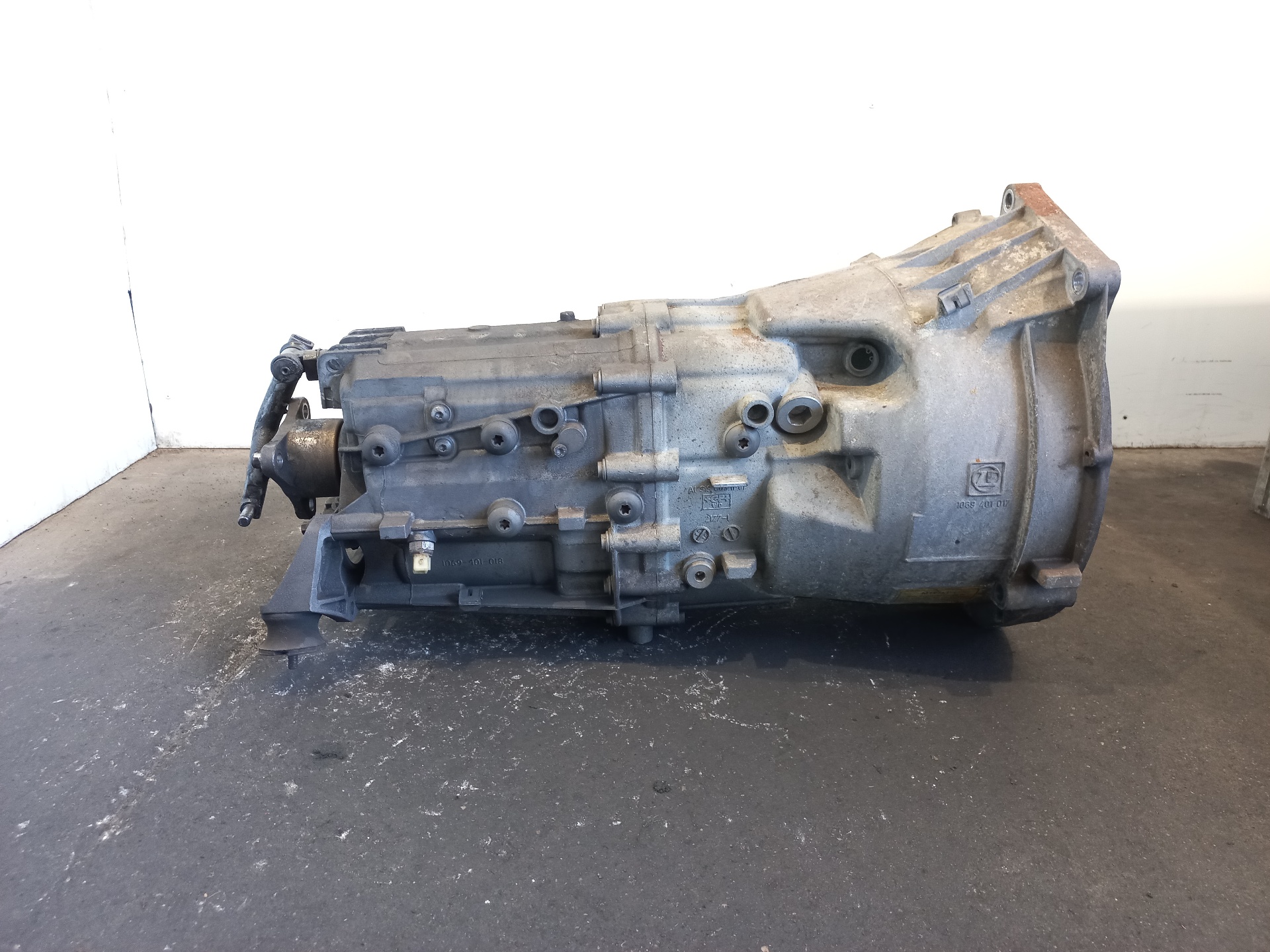 TOYOTA Land Cruiser J200 Series (2007-2015) Gearbox HED 25706542