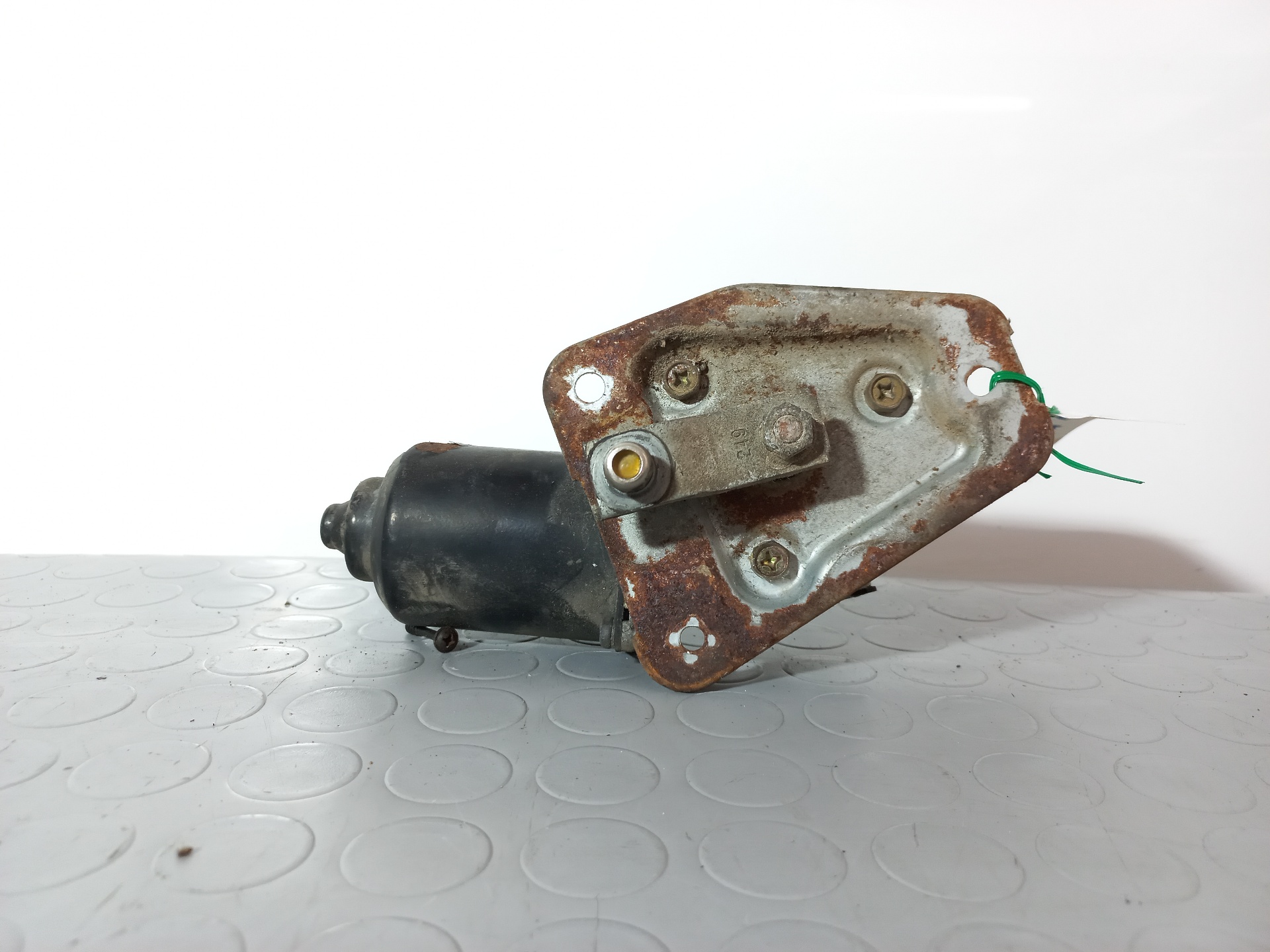 SUZUKI Jimny 3 generation (1998-2018) Μηχανισμός υαλοκαθαριστήρα μπροστινού παρμπρίζ 0590506833 24891834