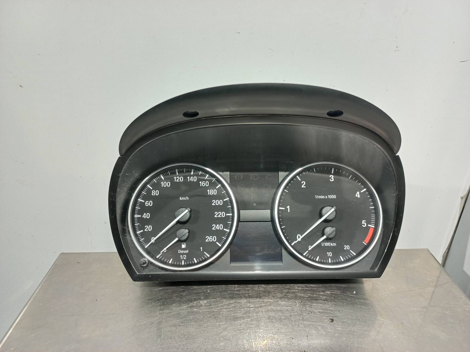 BMW X1 E84 (2009-2015) Speedometer 918734401 26410324