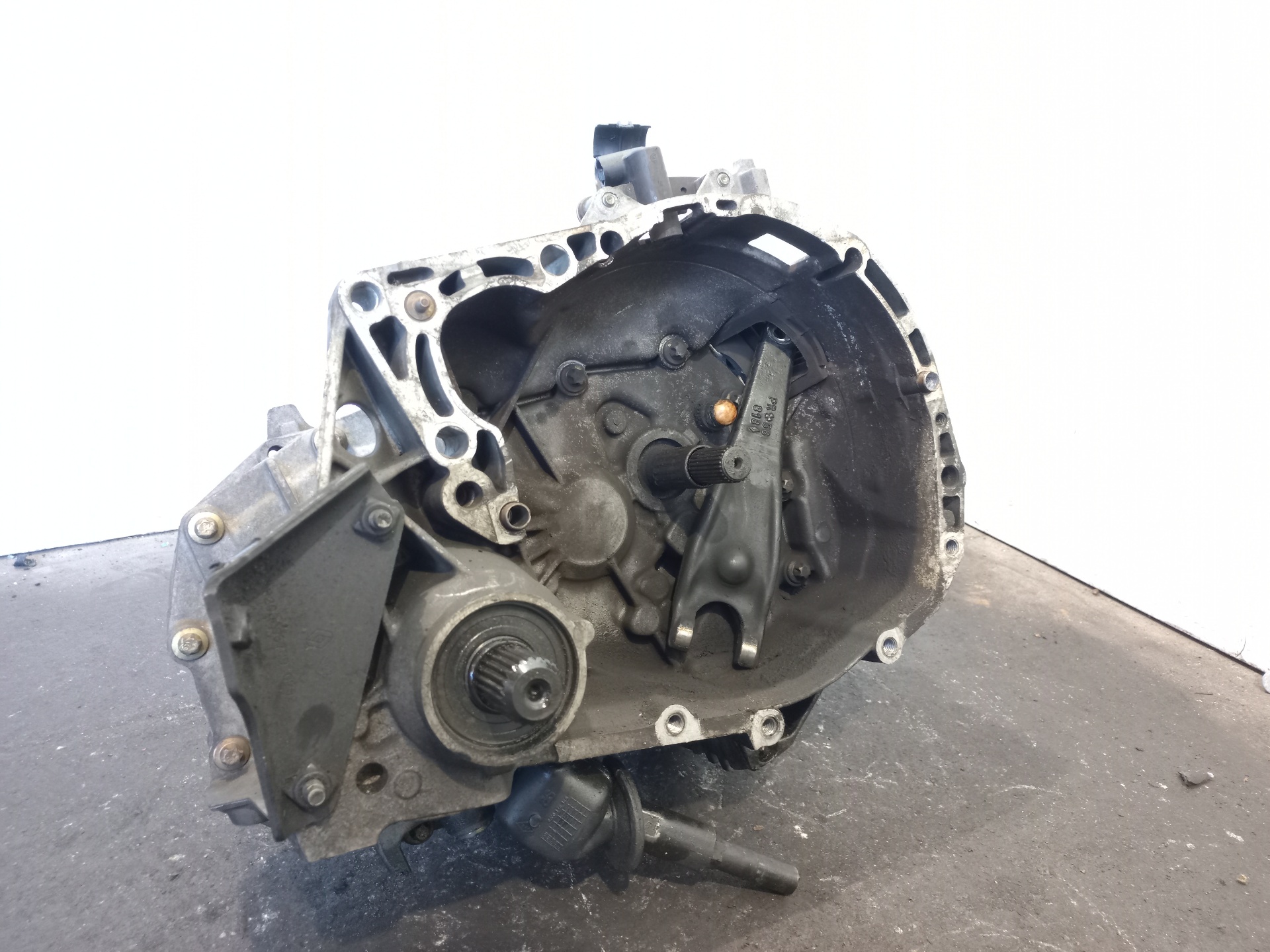 RENAULT Clio 1 generation (1990-1998) Gearbox JB3980 25706519