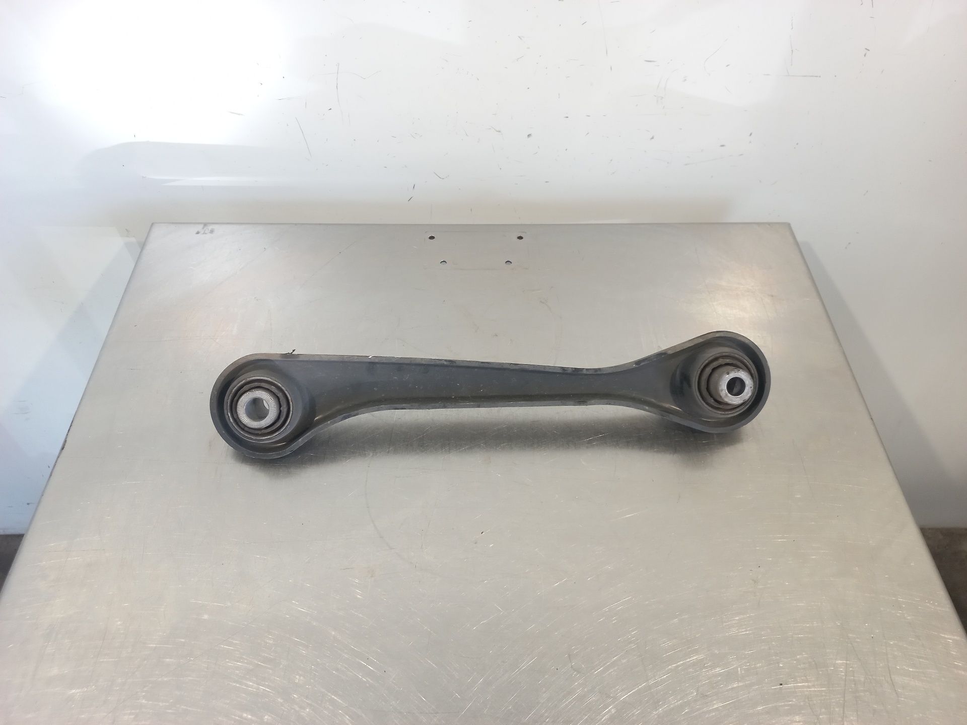 VOLKSWAGEN Passat B6 (2005-2010) Bakre höger arm 1K0501530C 24892738