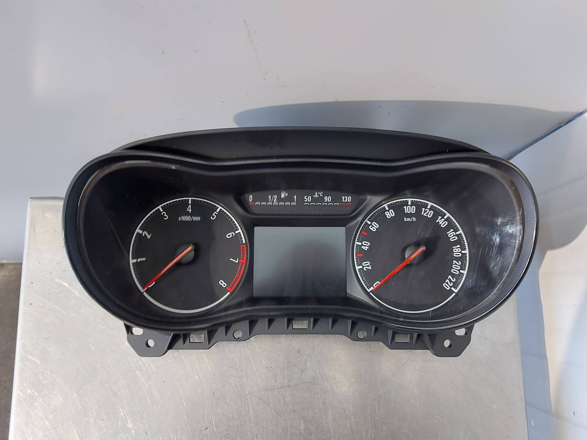 OPEL Corsa D (2006-2020) Speedometer 39129457 26410715