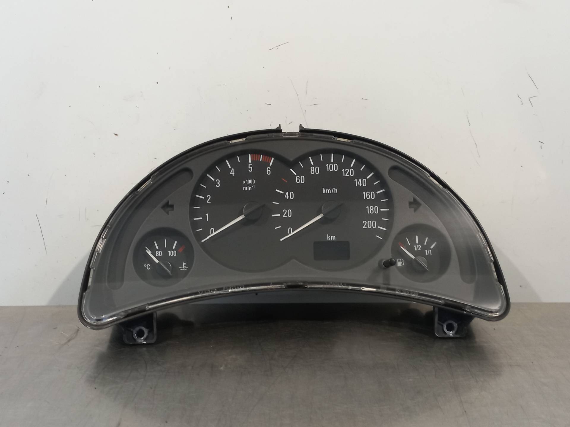 RENAULT Corsa C (2000-2006) Speedometer 13140231LA 24887071