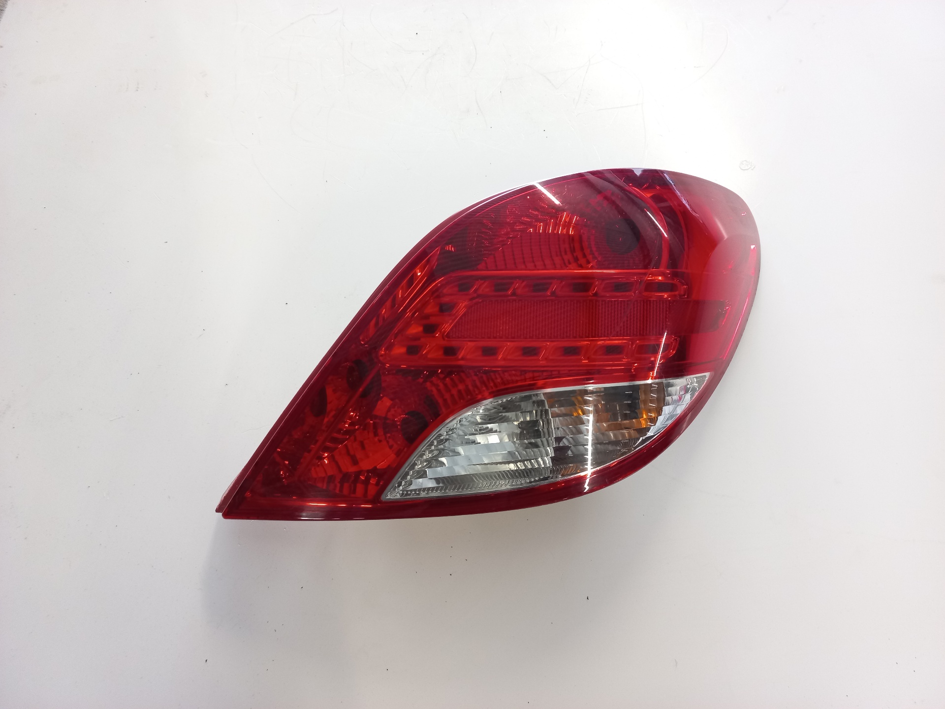 MASERATI Ghibli 3 generation (2013-2024) Rear Right Taillight Lamp 9686565980 24889516