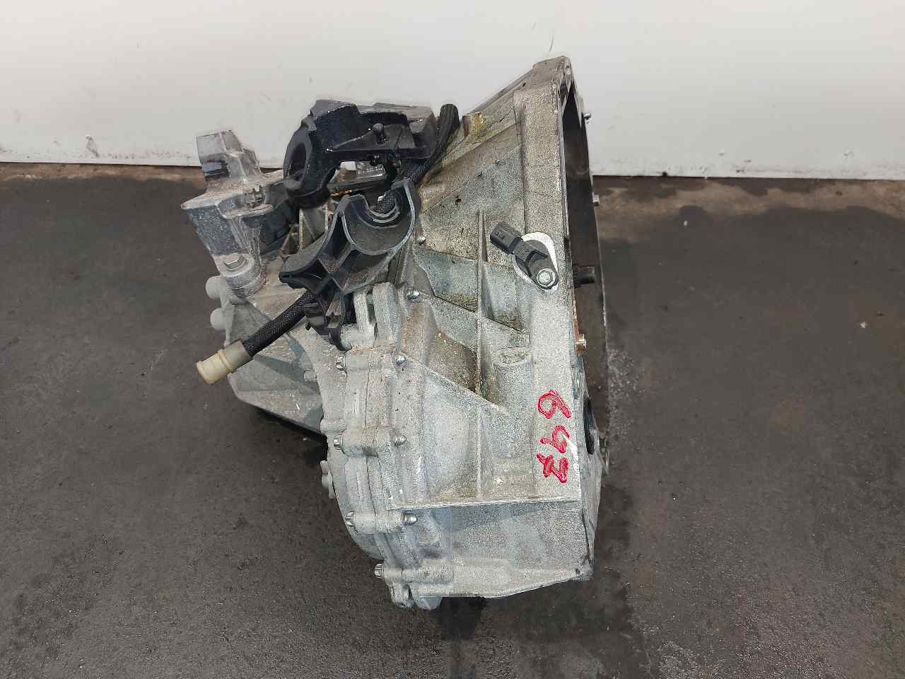 RENAULT Megane 3 generation (2008-2020) Коробка передач TL4A030 26407352