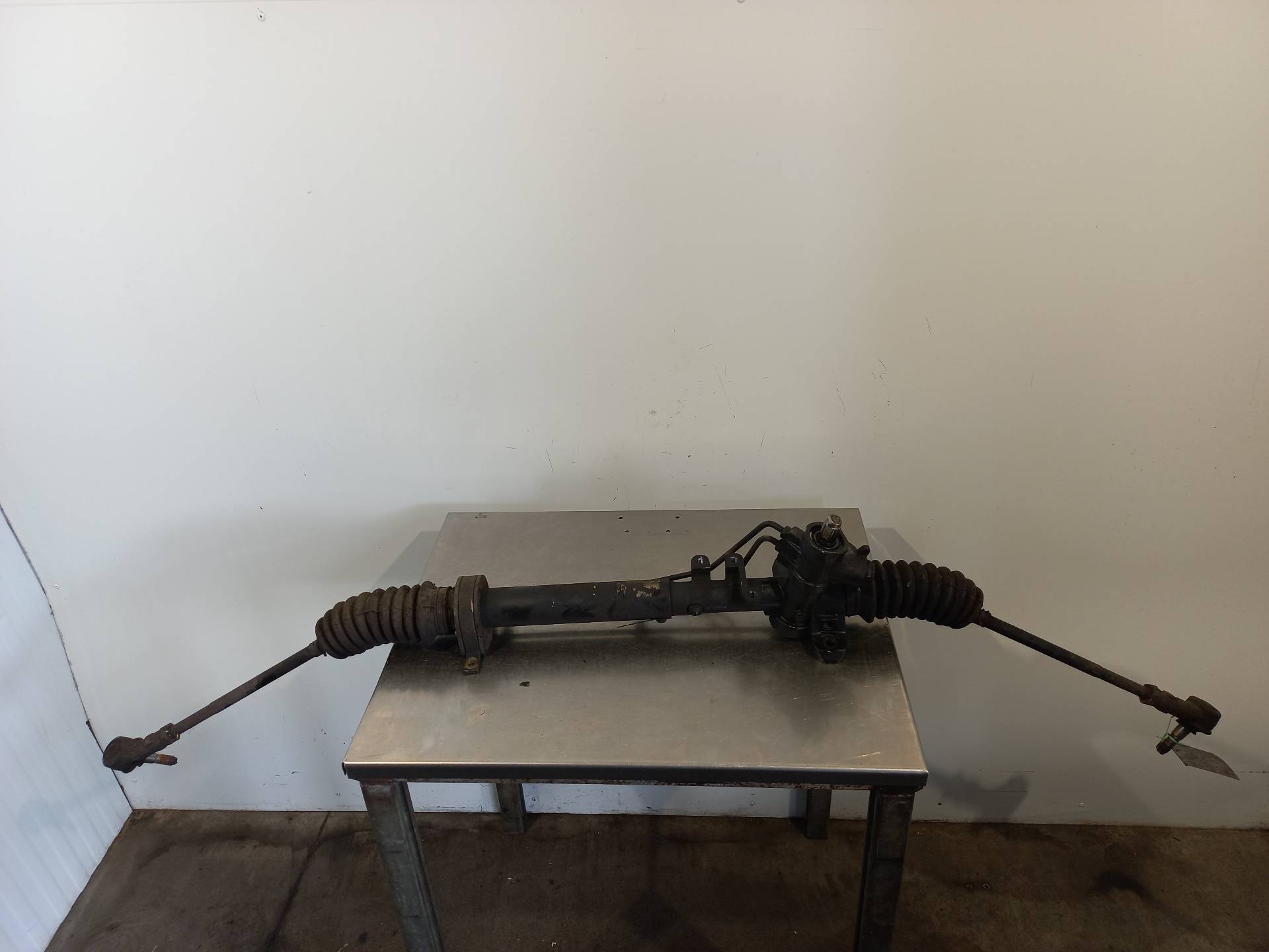 VOLKSWAGEN Passat B2 (1981-1988) Steering Rack 1H1422055 26411238