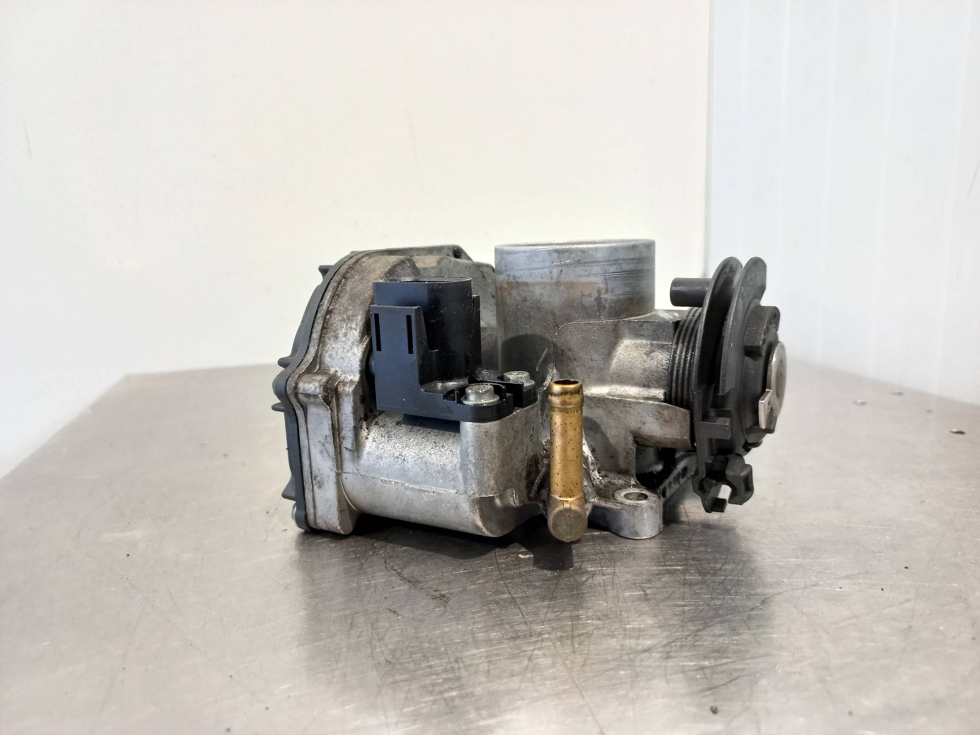 SEAT Arosa 6H (1997-2004) Throttle Body 030133064F 26411236