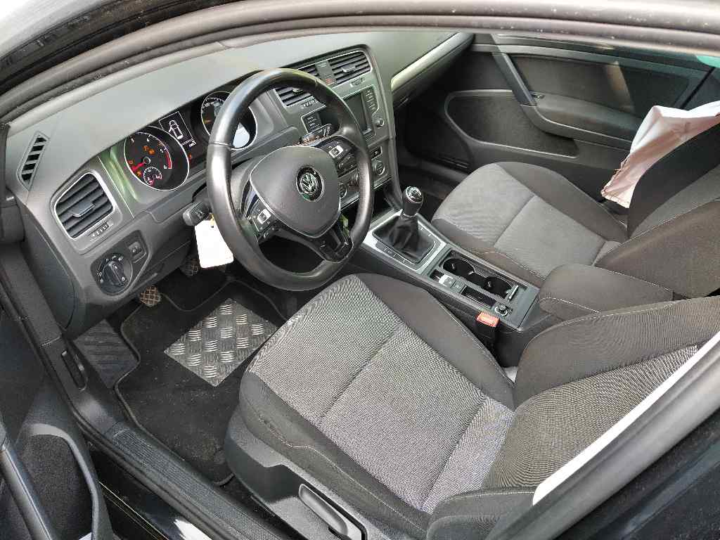 VOLKSWAGEN Golf 7 generation (2012-2024) Полуось передний левый 1K0407271LB 26391325