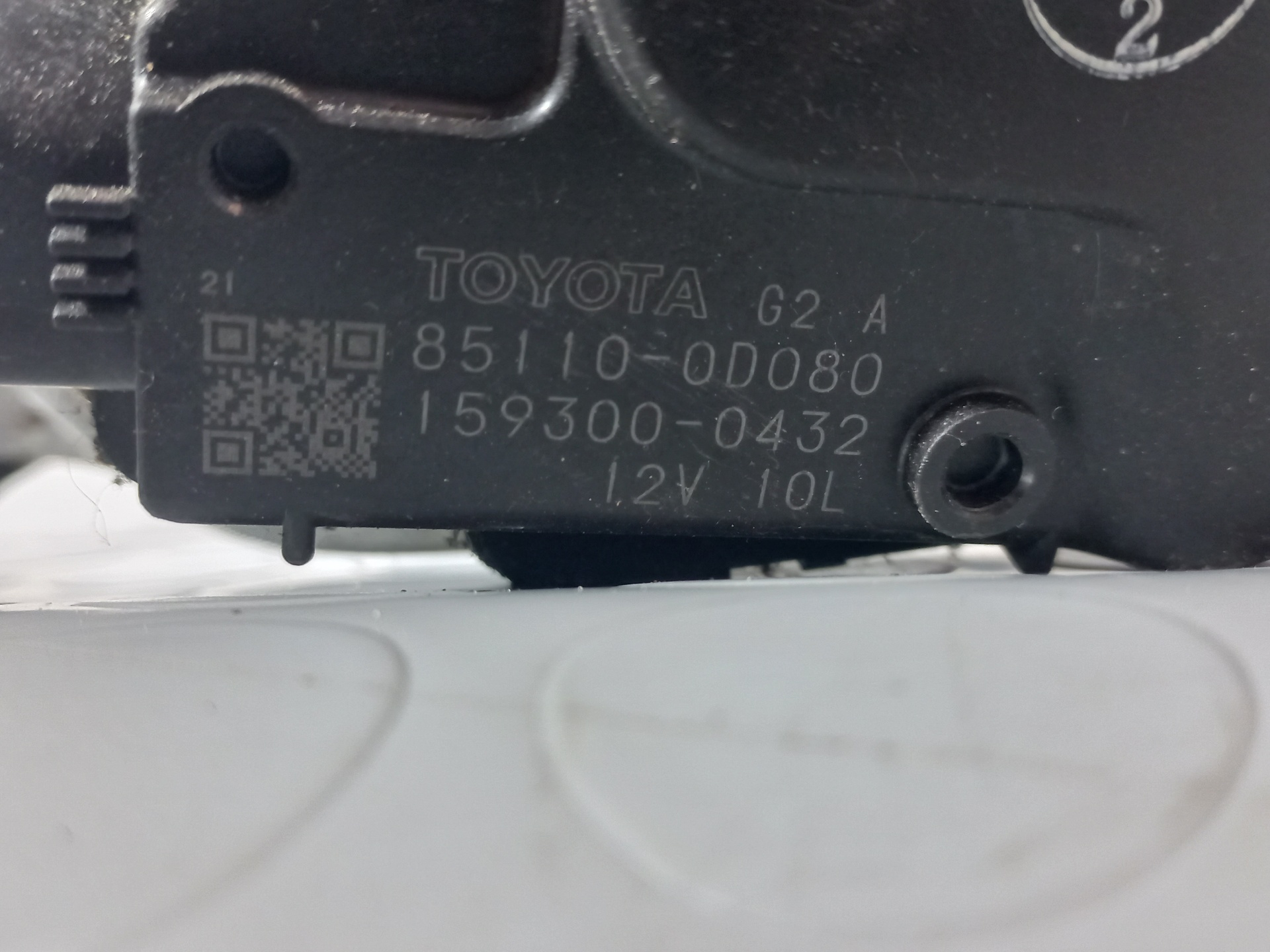 TOYOTA Yaris 2 generation (2005-2012) Front Windshield Wiper Mechanism 851100D080 24890691