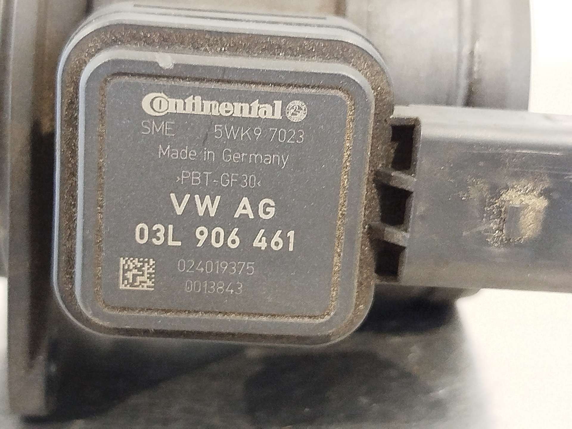 VOLKSWAGEN Golf 6 generation (2008-2015) Masseluftstrømssensor MAF 03L906461 24888901