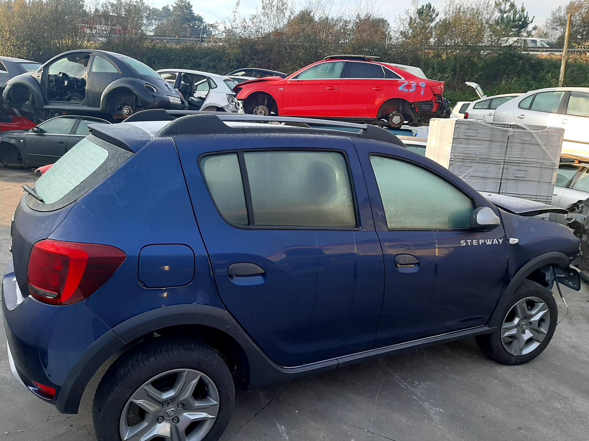 DACIA Sandero 2 generation (2013-2020) Priekšējā stikla tīrītāja mehānisms 288009321R 24886350