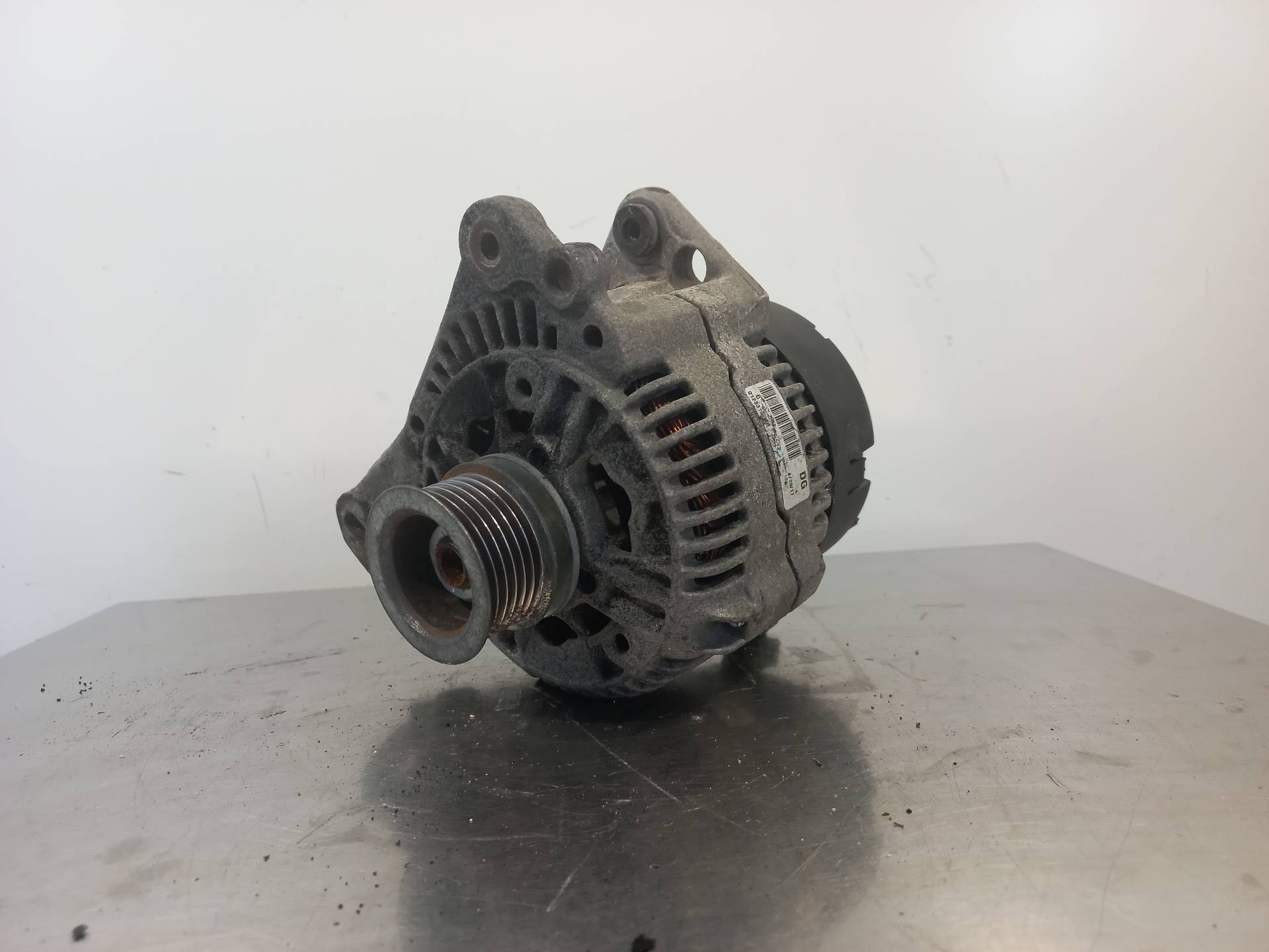 TOYOTA Corolla 1 generation E10 (1966-1970) Alternator 0123310020 24889700