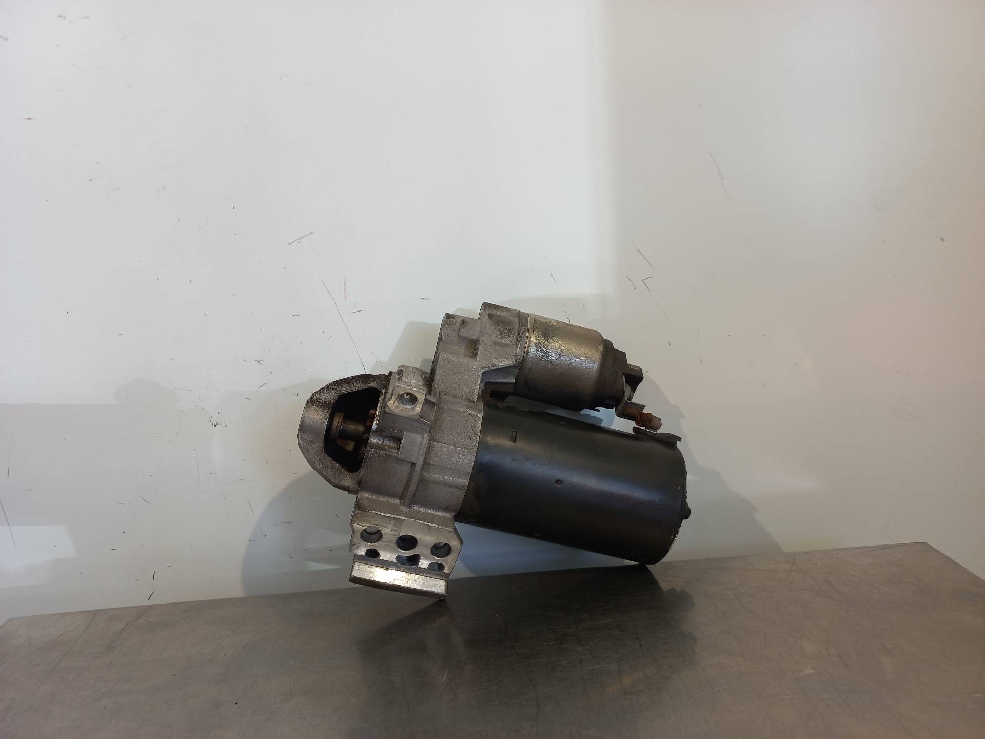 BMW X1 E84 (2009-2015) Startovací motor 12417801203 26410335