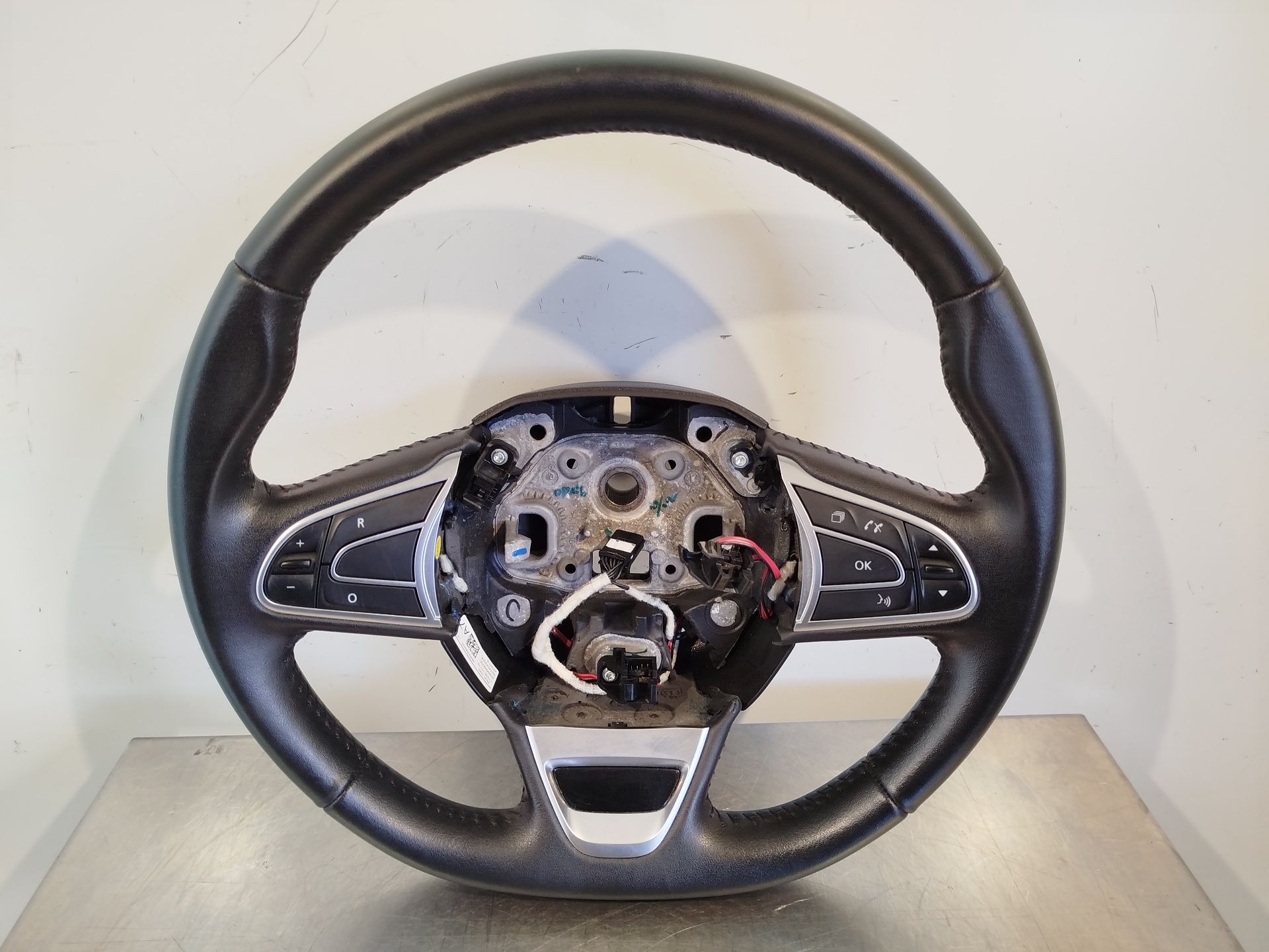 CHEVROLET Steering Wheel 484005825R 26417101