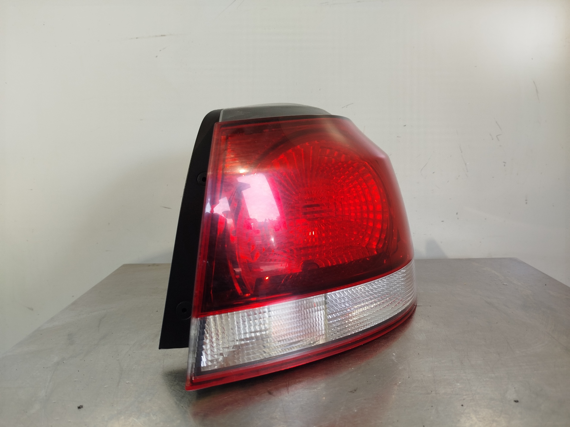 CHEVROLET Golf 6 generation (2008-2015) Rear Right Taillight Lamp 5K0945258 24892054