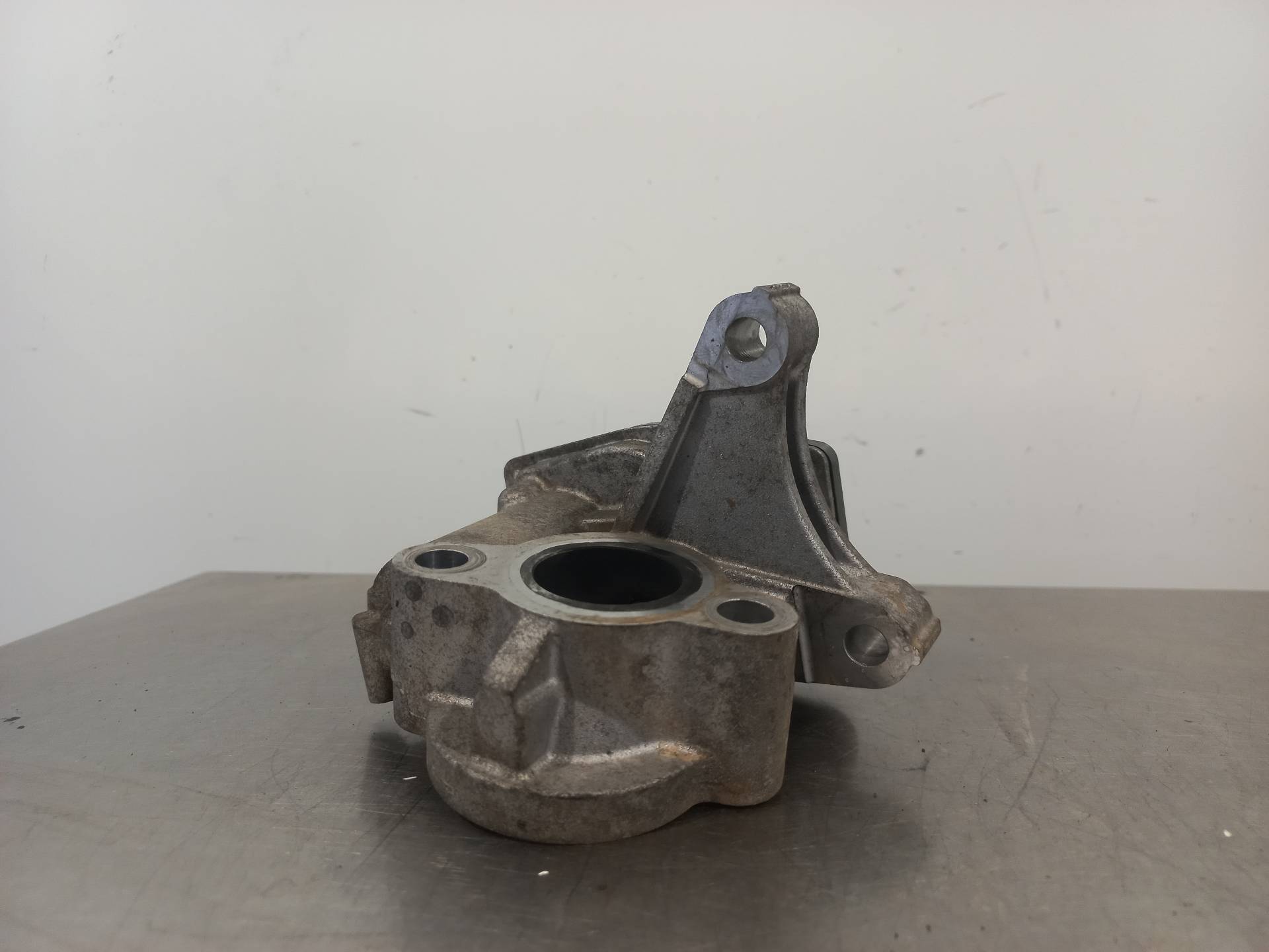 NISSAN Qashqai 2 generation (2013-2023) Vanne EGR 147102408R 24888332