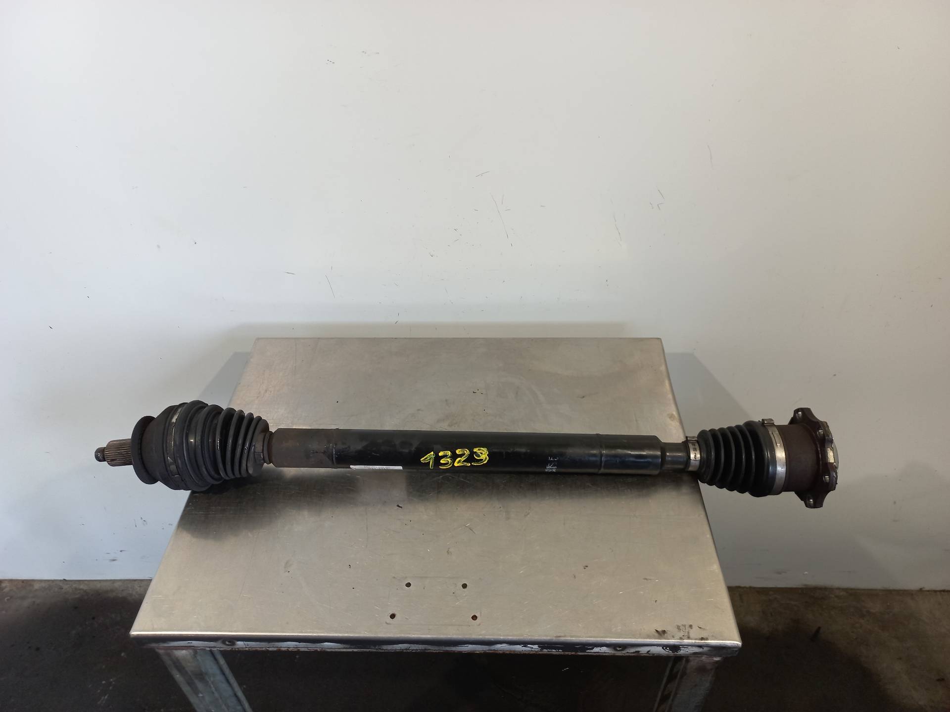 SKODA Roomster 5J  (2010-2015) Front Right Driveshaft 6Q0407272DH 26410365