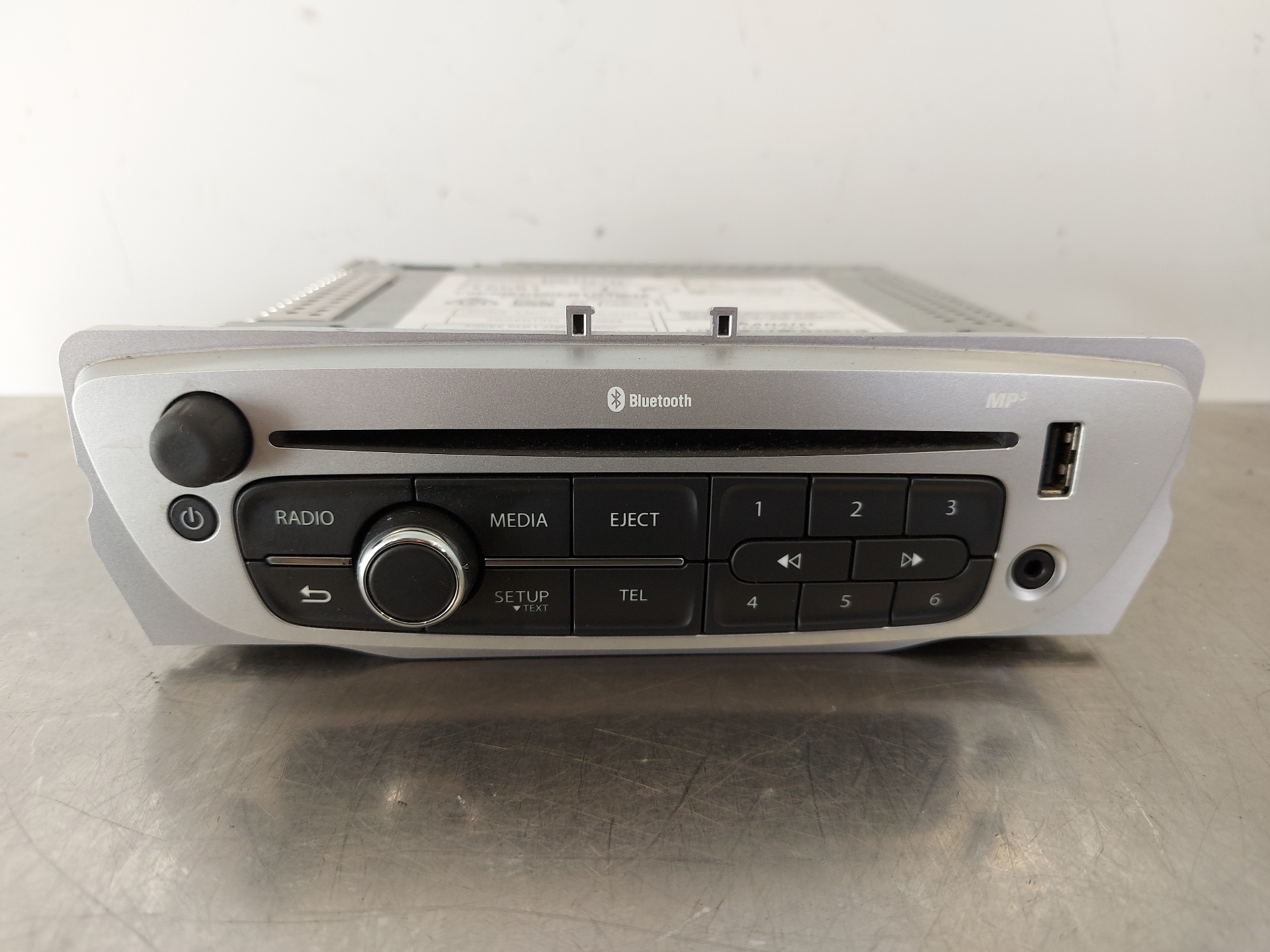 RENAULT Scenic 3 generation (2009-2015) Music Player Without GPS 281158023R 24888717
