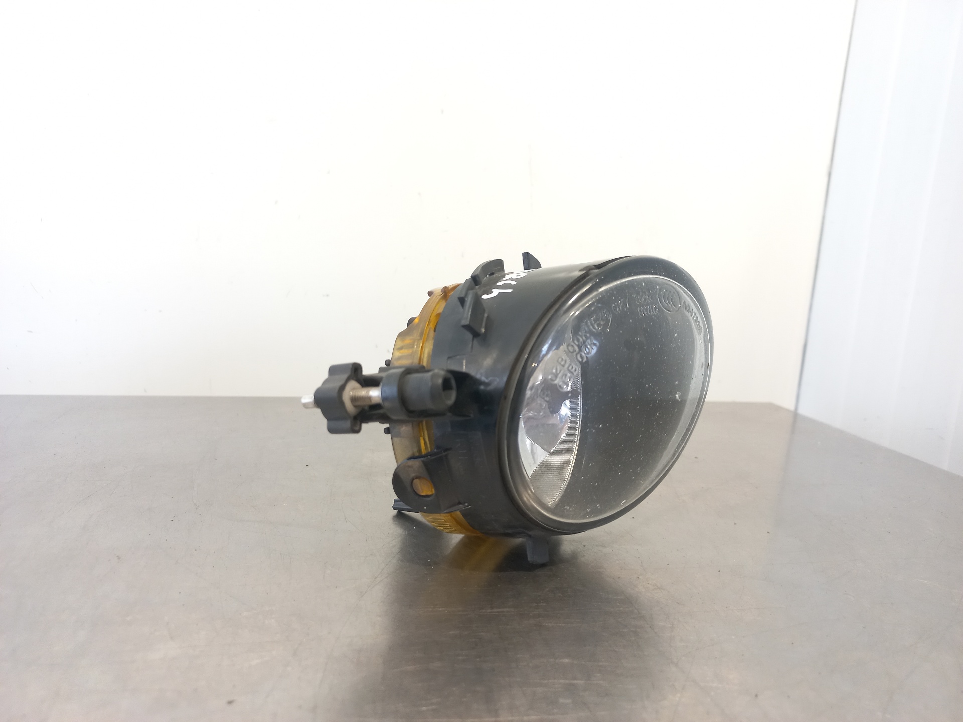 SEAT Toledo 3 generation (2004-2010) Front Right Fog Light 6J0941702B 26418571