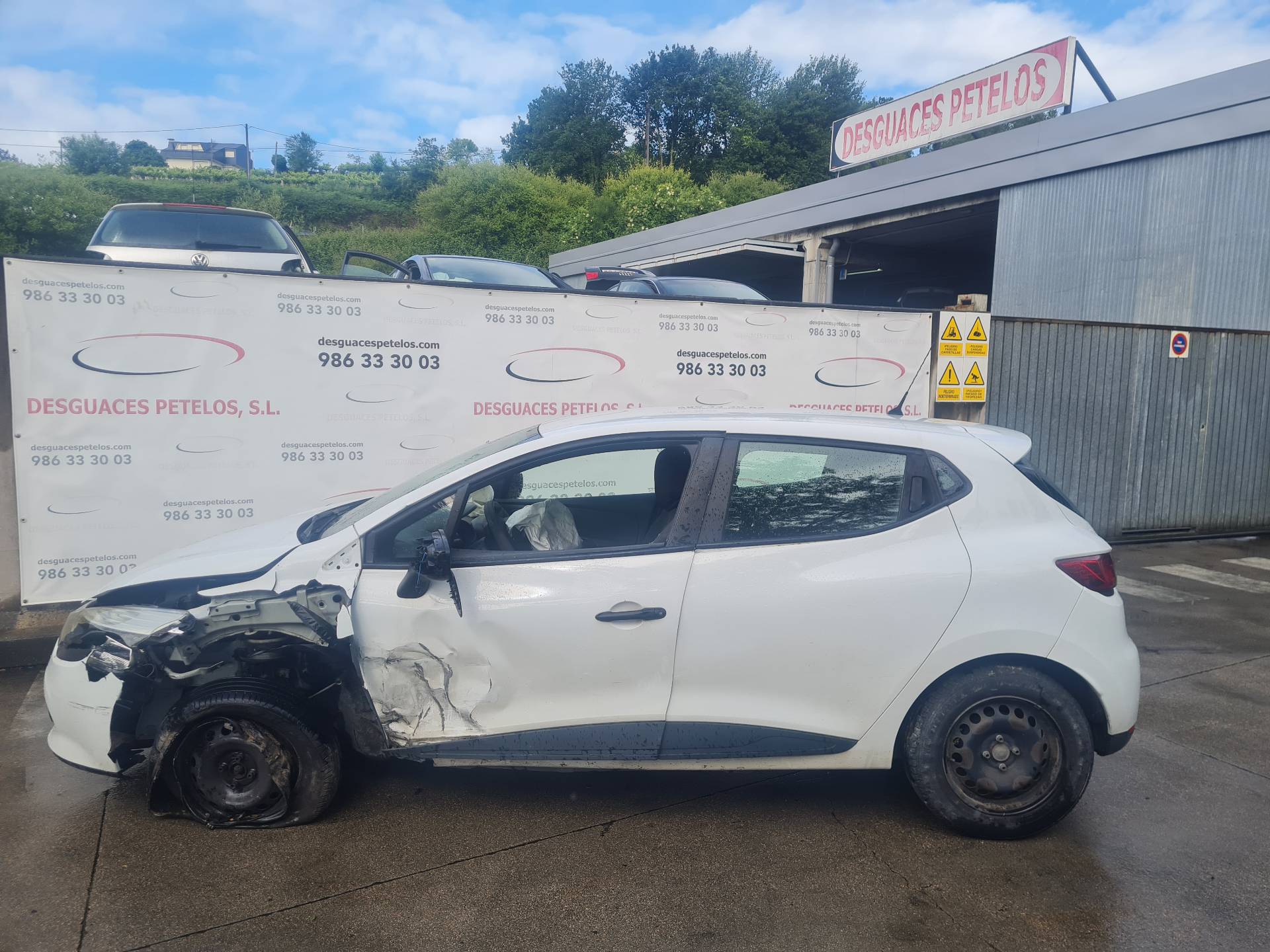 RENAULT Clio 4 generation (2012-2020) Priekinis dešinys pusašis 391000926R 26414312