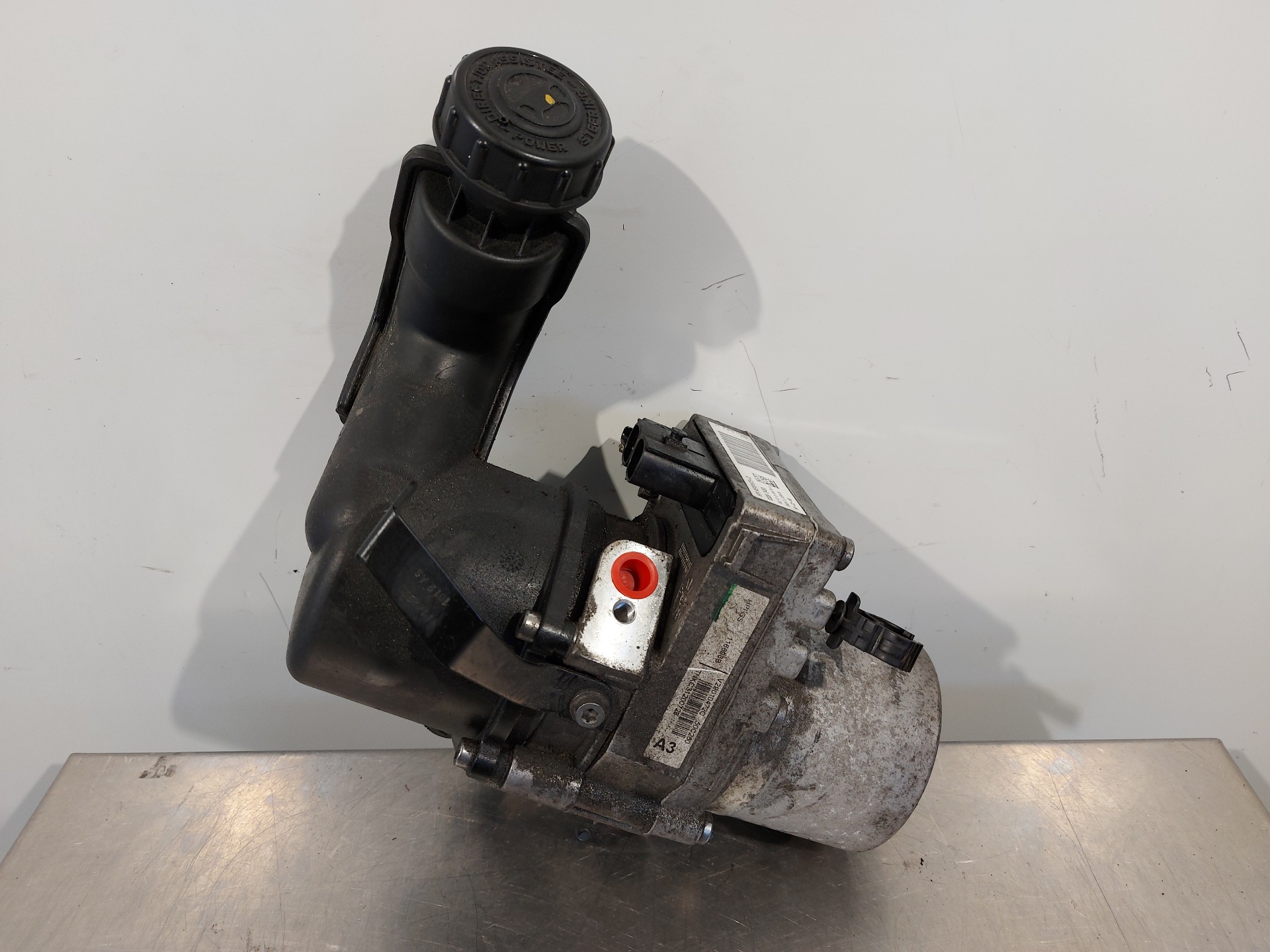 PEUGEOT 508 1 generation (2010-2020) Power Steering Pump 9676154180 26409872