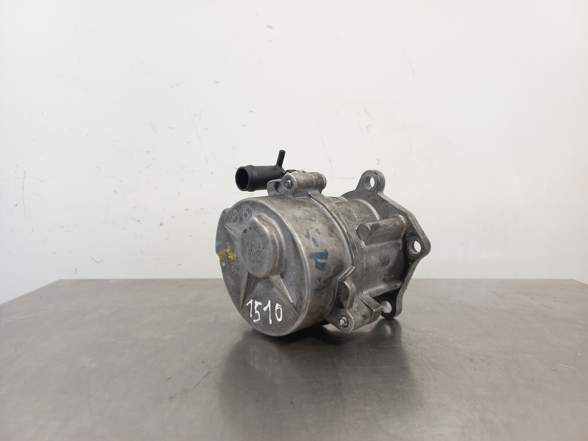 RENAULT Megane 2 generation (2002-2012) Vacuum Pump 26413844