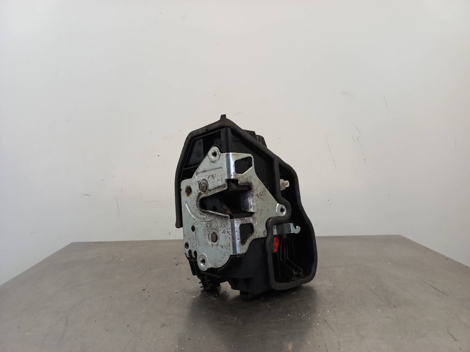 BMW 1 Series E81/E82/E87/E88 (2004-2013) Front Left Door Lock 7229461 24886983