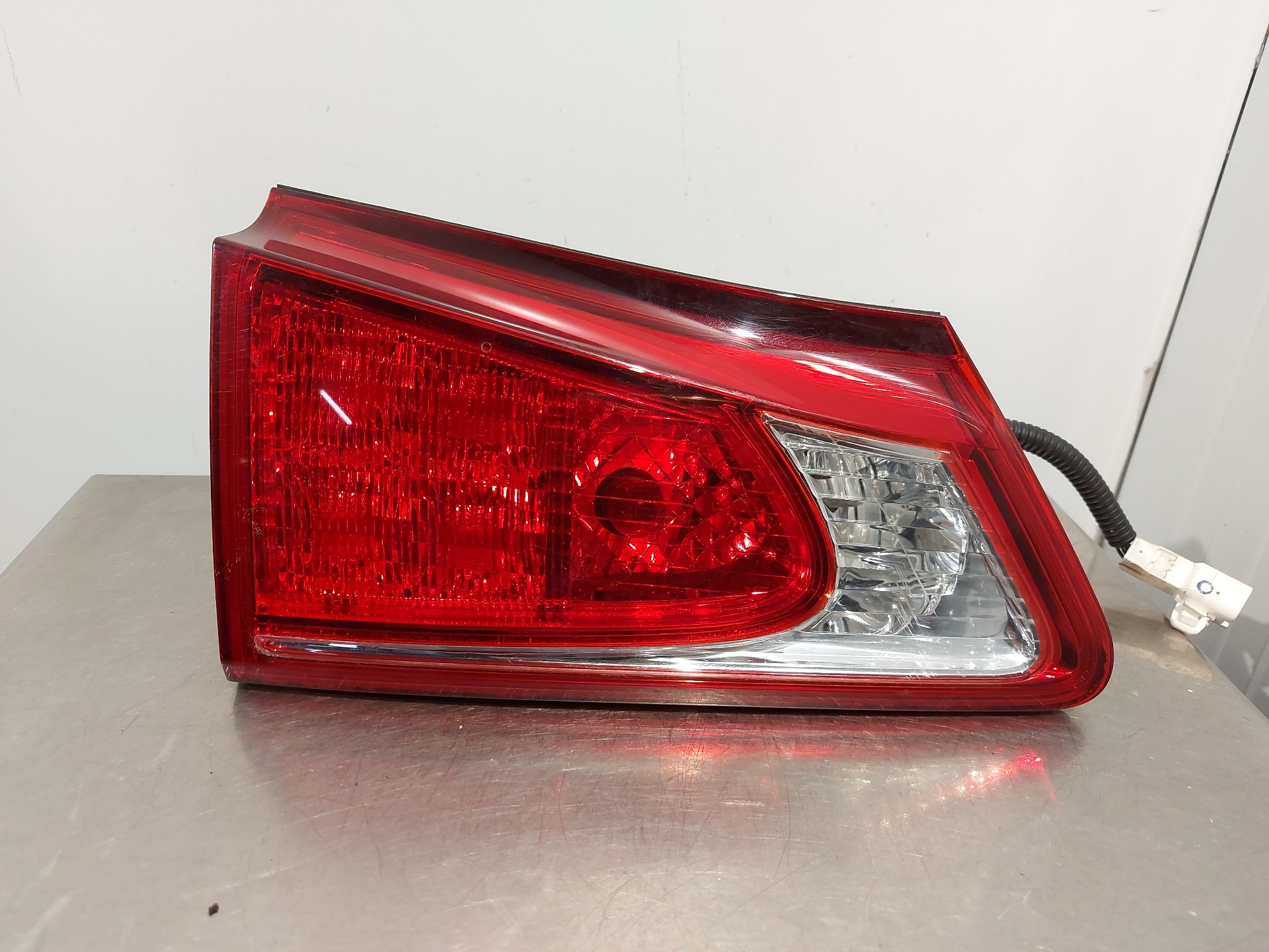 LEXUS IS XE20 (2005-2013) Rear Left Taillight 26411315