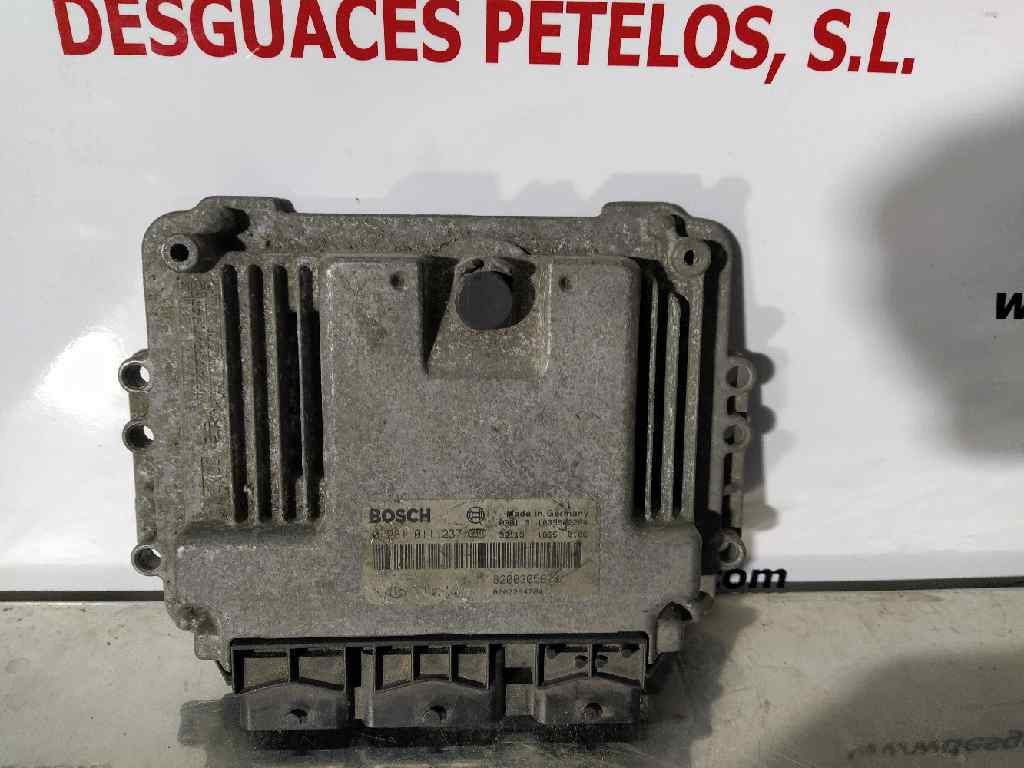 NISSAN Primera P12 (2001-2008) Moottorin ohjausyksikkö ECU 0281011237 26391278