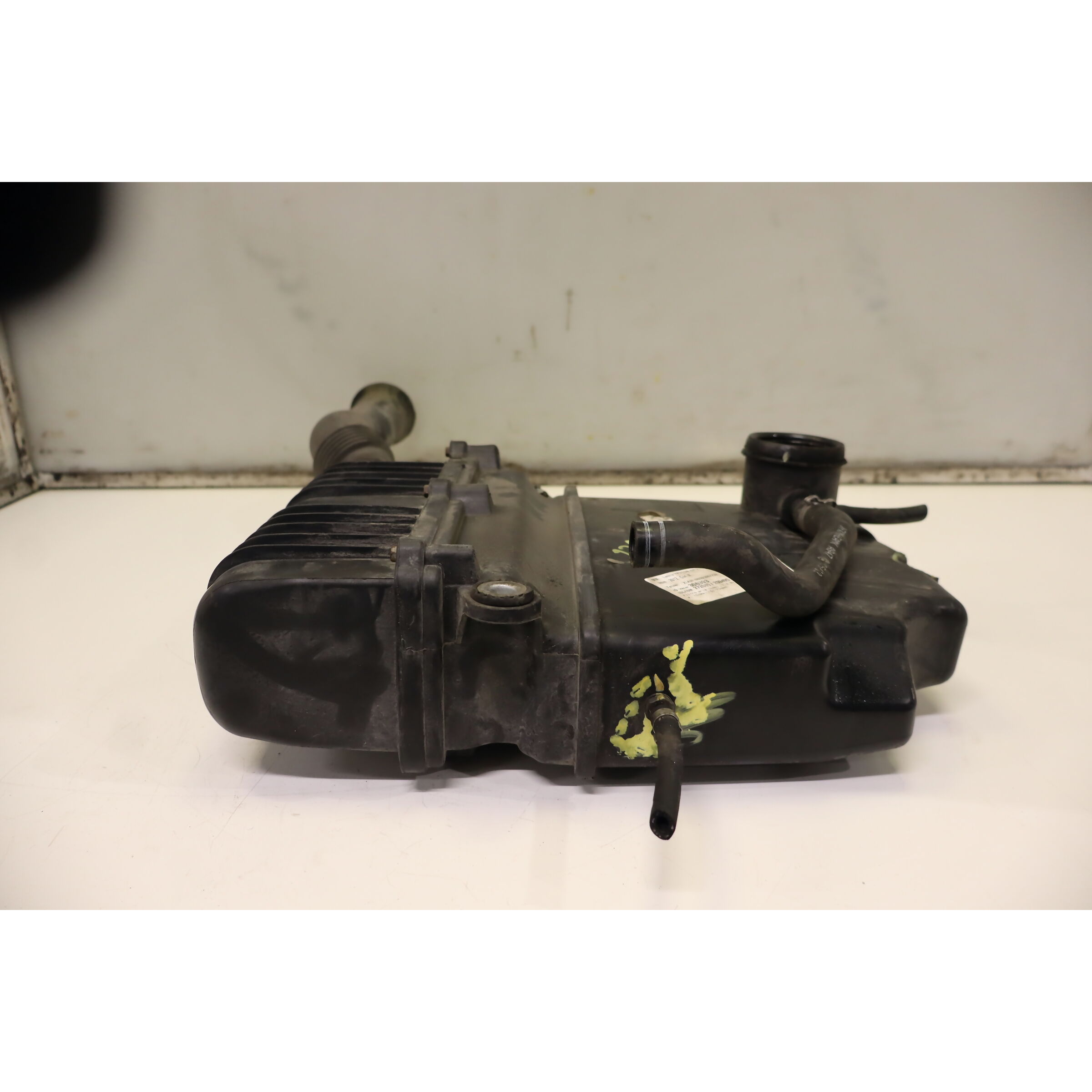 Boîte filtre air 169A4000 52082554,51773400 de Lancia Ypsilon (312_) 2011-0 - pieza usada