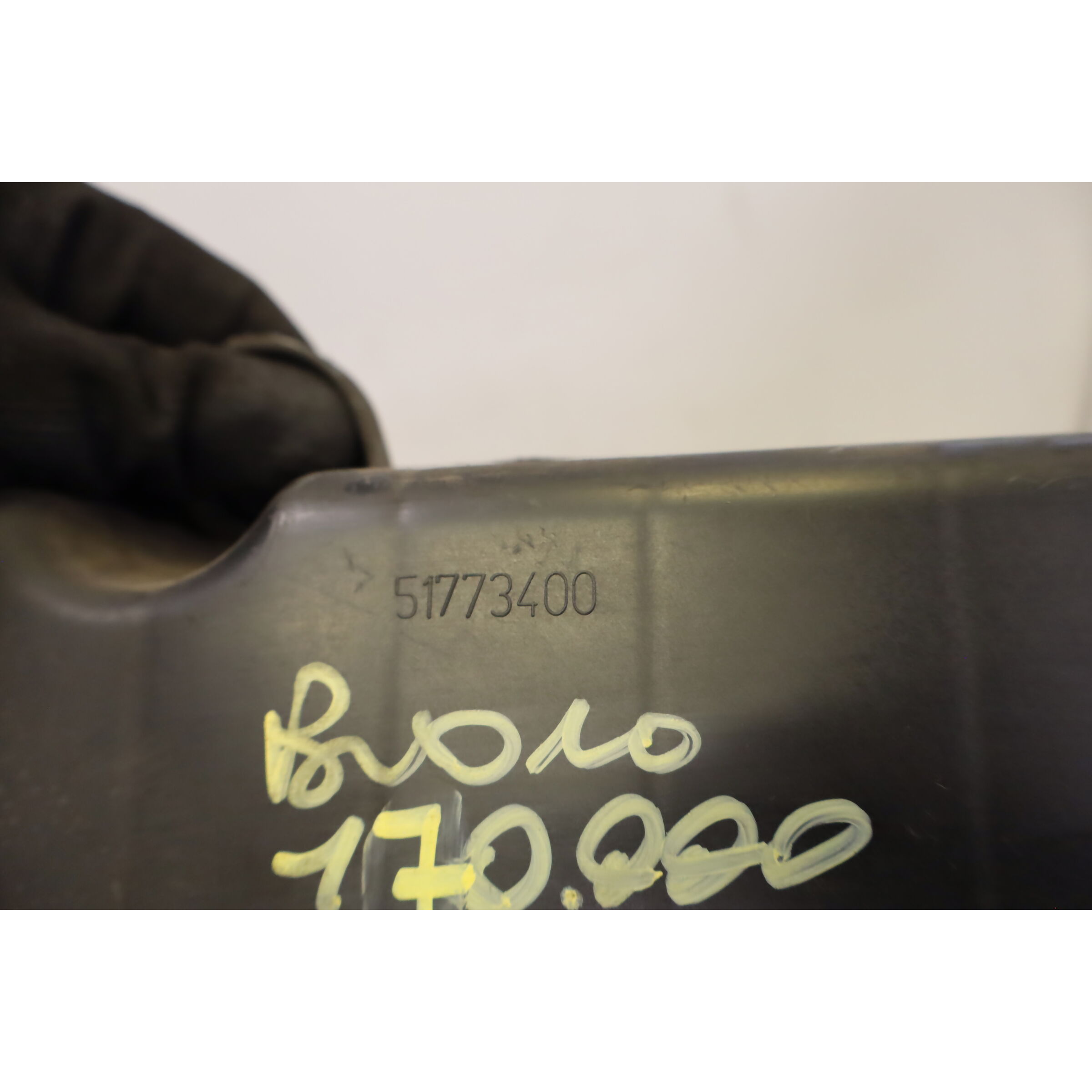 Caja filtro de aire 350A1000 52082554,51773400 de Fiat Panda / panda classic (169_) 2010-2013 - pieza usada