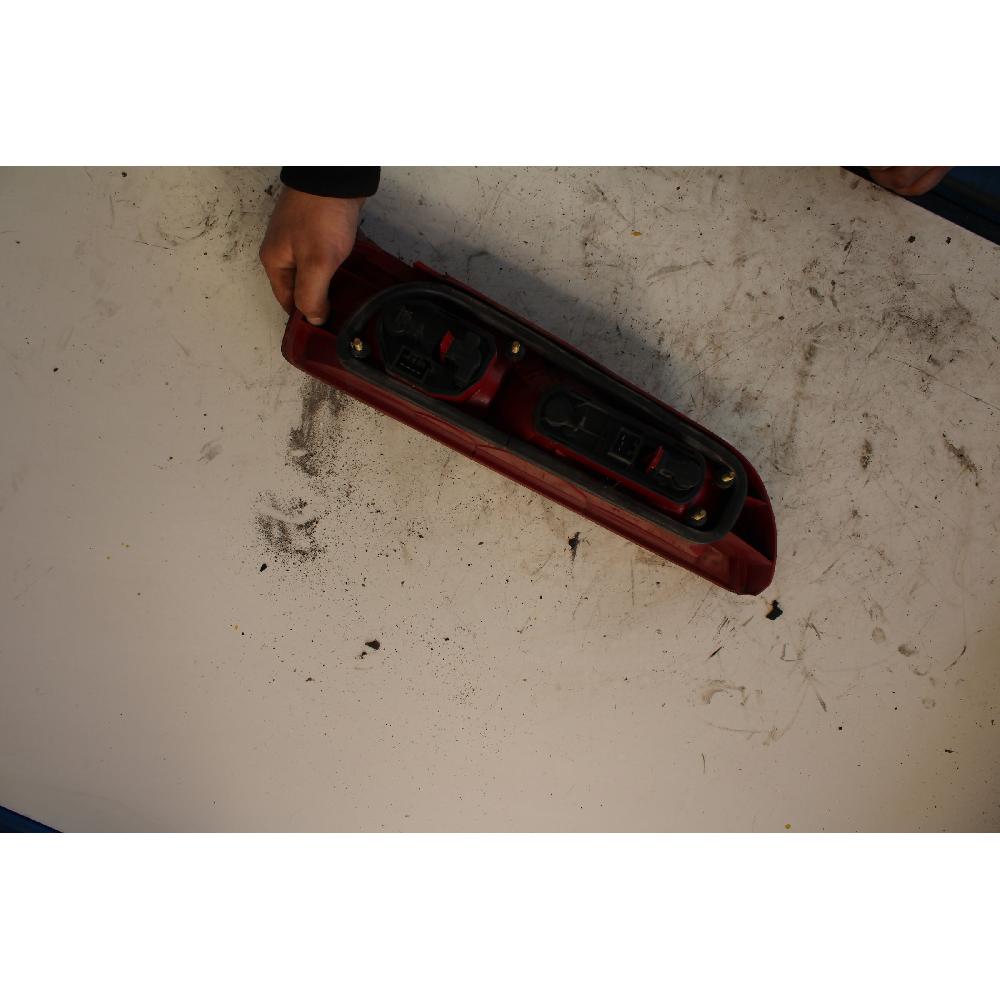 Piloto trasero derecho 60603944 de Alfa romeo 146 (95>99<) 1995-1999 - pieza usada