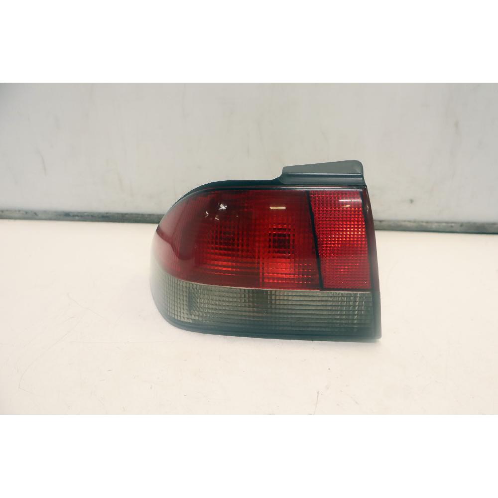 Piloto trasero izquierdo B204L 4468955 de Saab 900 ii 1994-1998