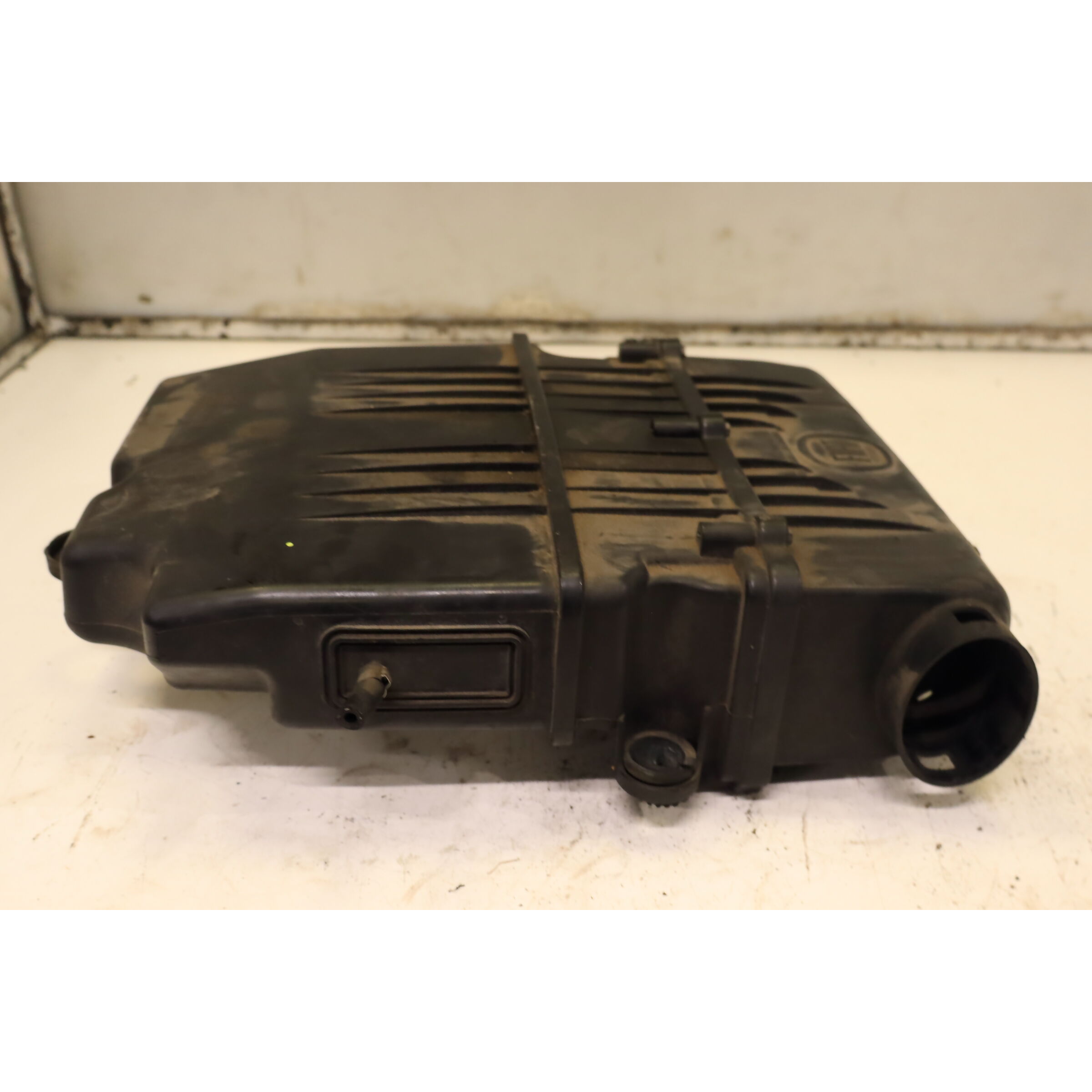 Caja filtro de aire 350A1000 52082554,51773400 de Fiat Grande punto (05>) (2y)(4c) -punto evo (09>) (3j) 2005-2026 - pieza usada
