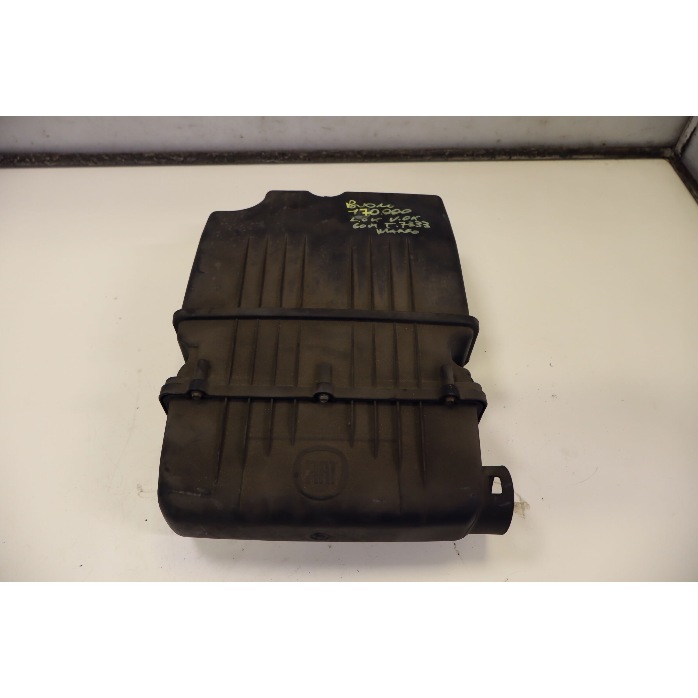 Caja filtro de aire 350A1000 52082554,51773400 de Fiat Panda / panda classic (169_) 2010-2013