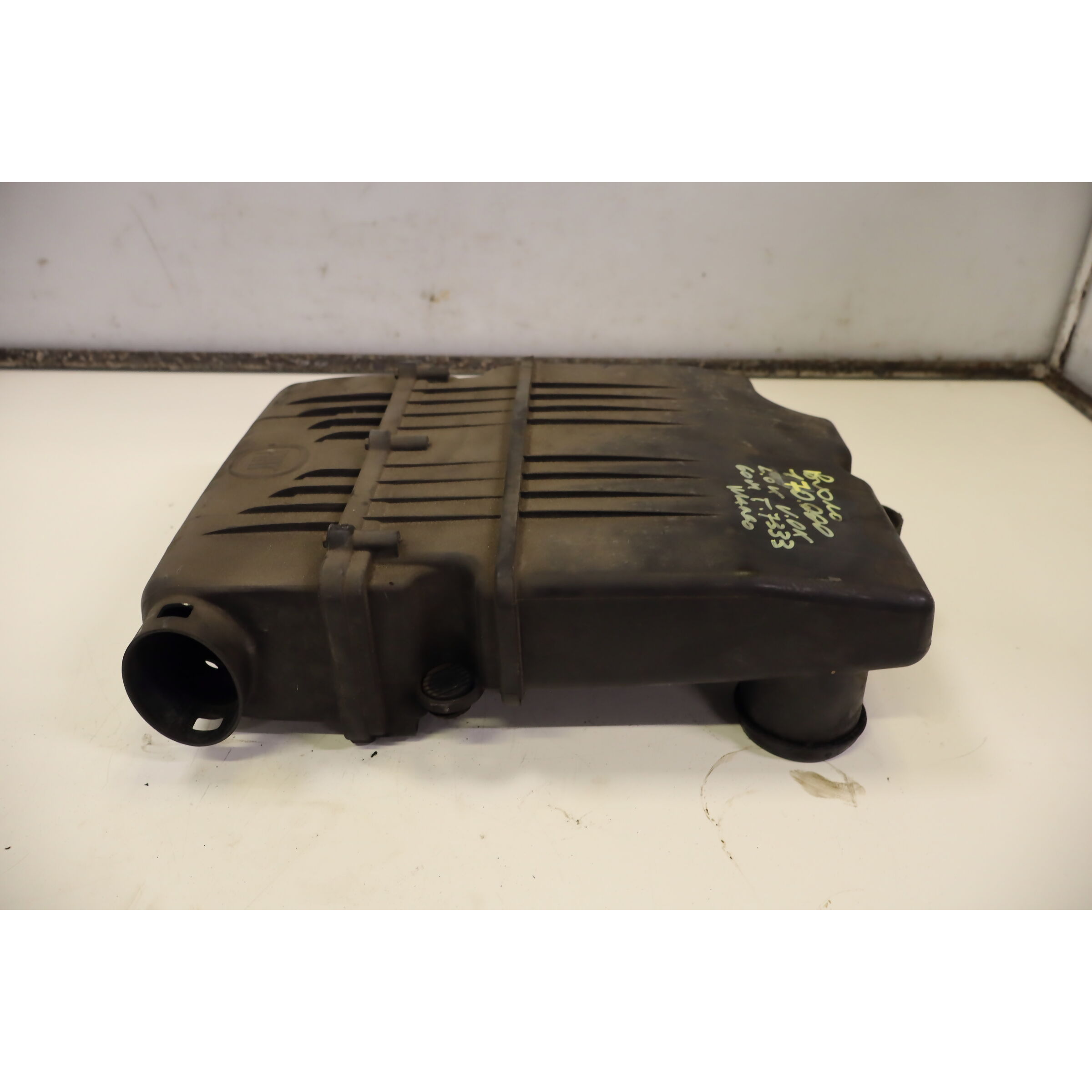Caja filtro de aire 350A1000 52082554,51773400 de Fiat Panda / panda classic (169_) 2010-2013 - pieza usada