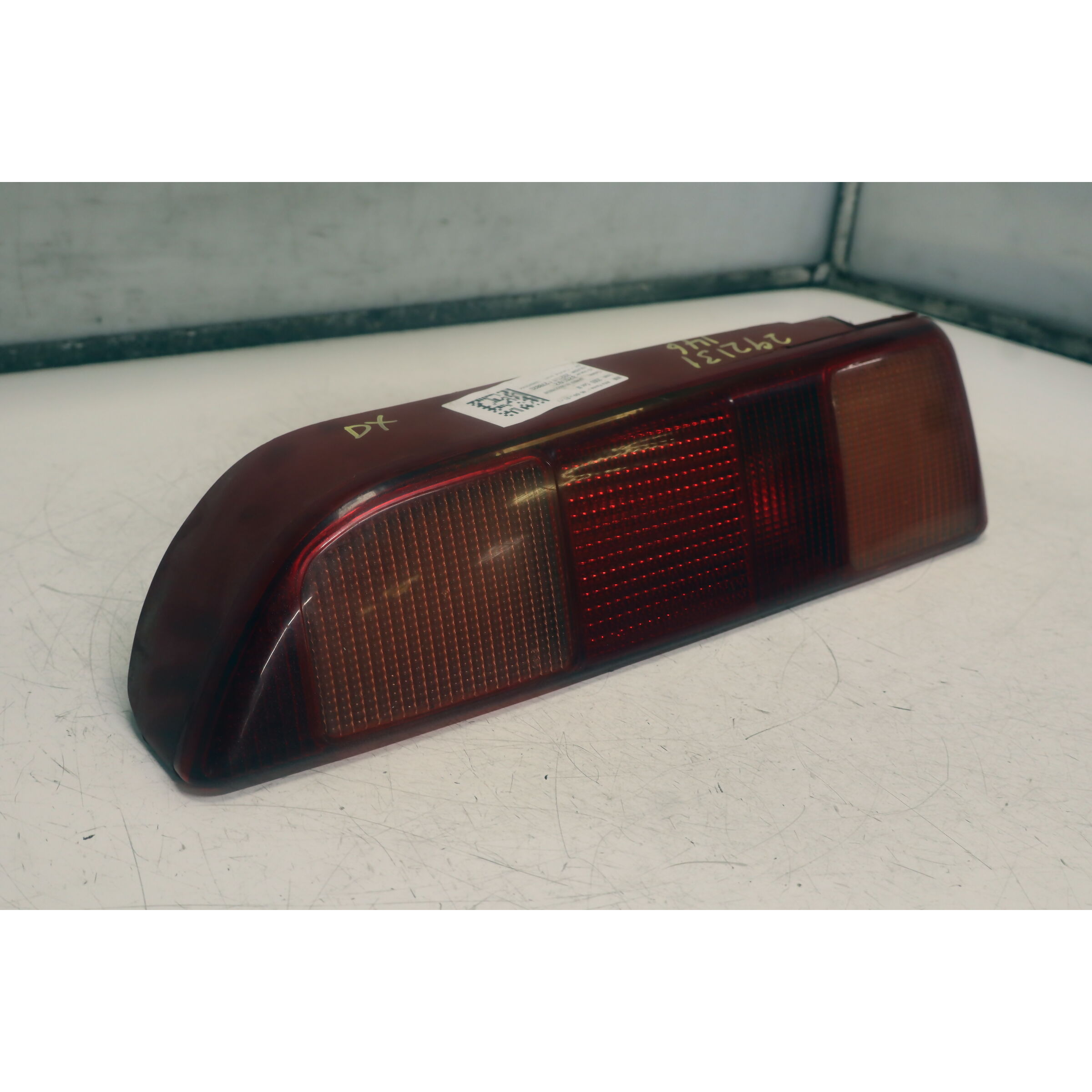 Piloto trasero derecho AR67601 60603944 de Alfa romeo 145 (930_) 1994-1999 - pieza usada