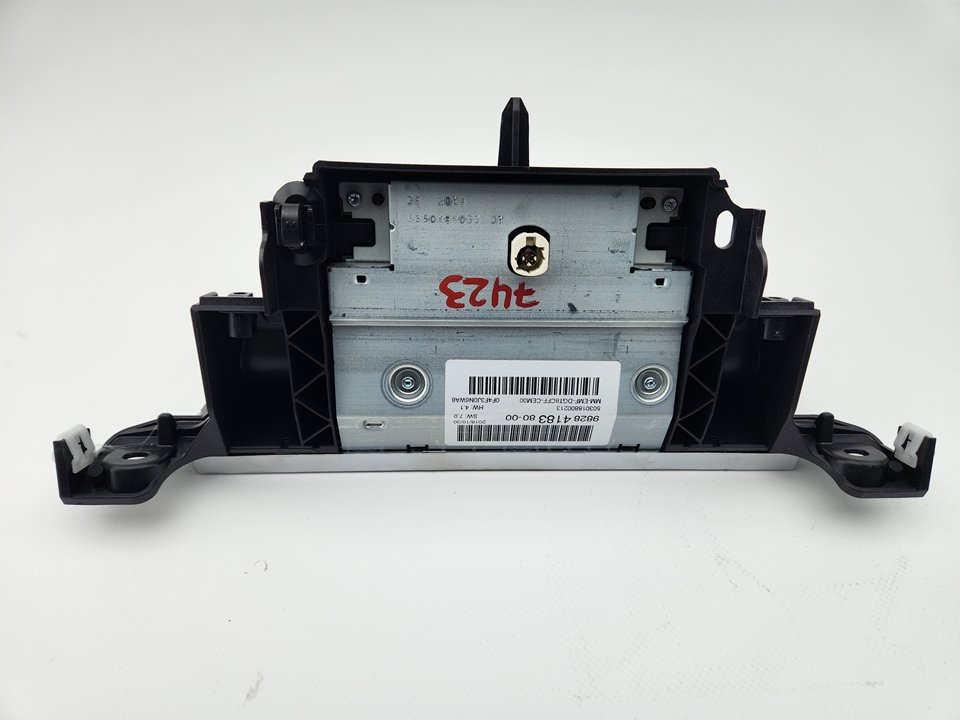 Schermo multifunzione HN05 9828418380 de Peugeot 5008 2017-2020 130 CV con 66896 km - pieza usada