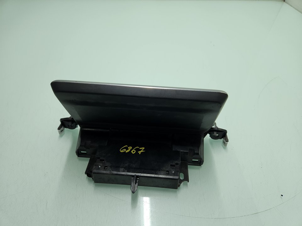 Schermo multifunzione YH01 9828418380 de Peugeot 3008 suv (mc_, mr_, mj_, m4_) 2016-0 131 CV - pieza usada