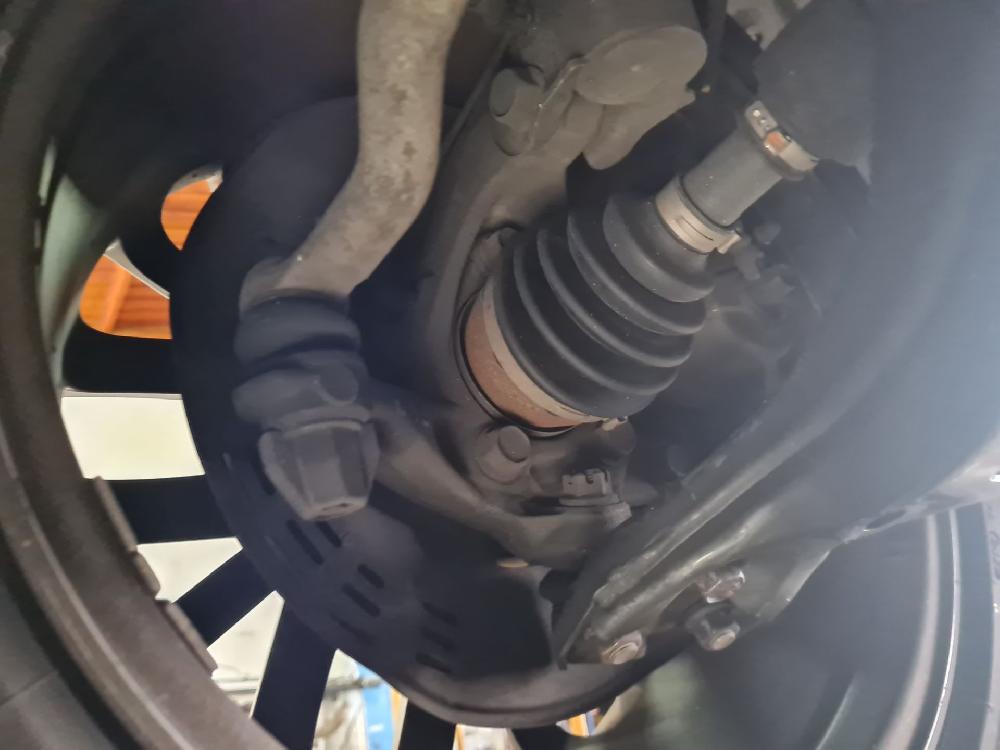 Mangueta delantera izquierda 2ZR 4321202410 de Toyota Corolla sedán (_e21_) 2019-0 122 CV con 327902 km