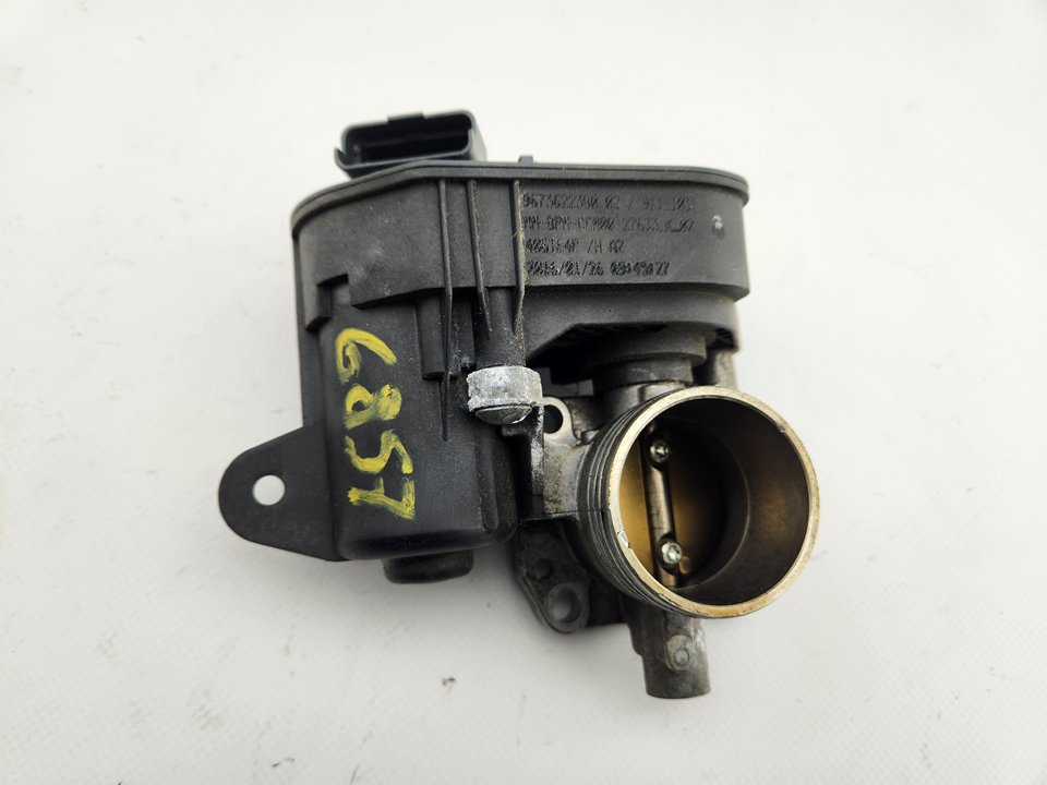 Drosselklappe HM01 9673622300 de Peugeot 108 2018-0 81 CV con 102130 km