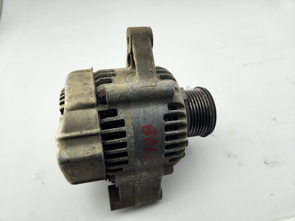 Alternador 1KDFTV 2706030050 de Toyota Land cruiser prado (_j15_) 2015-0 163 CV con 290000 km - pieza usada