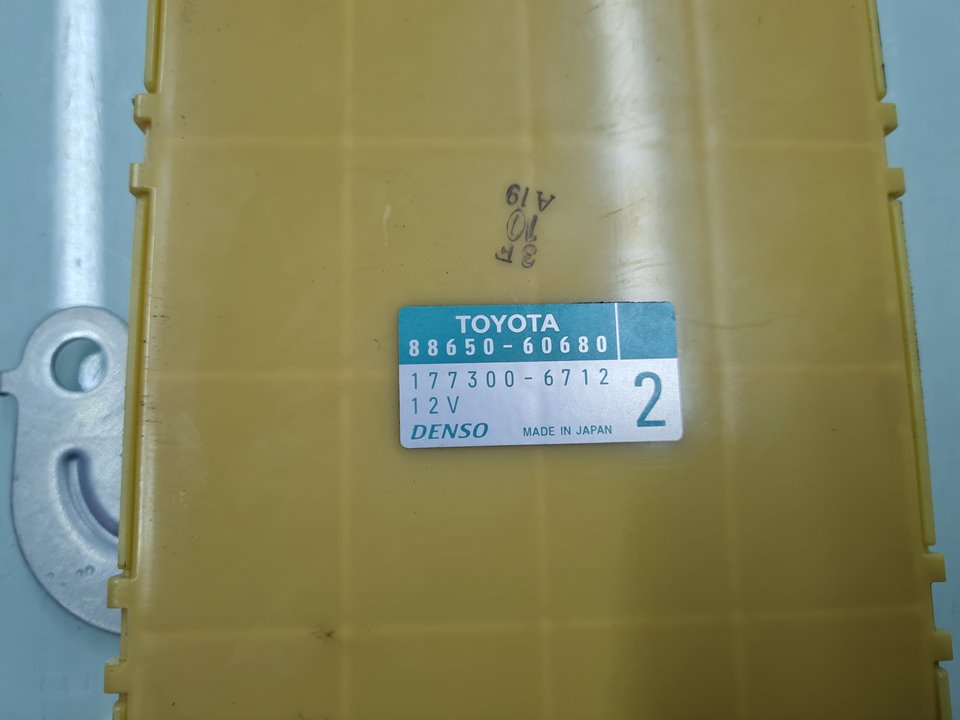 Módulo electronico 1KDFTV 8865060680 de Toyota Land cruiser prado (_j15_) 2015-0 163 CV con 230000 km - pieza usada